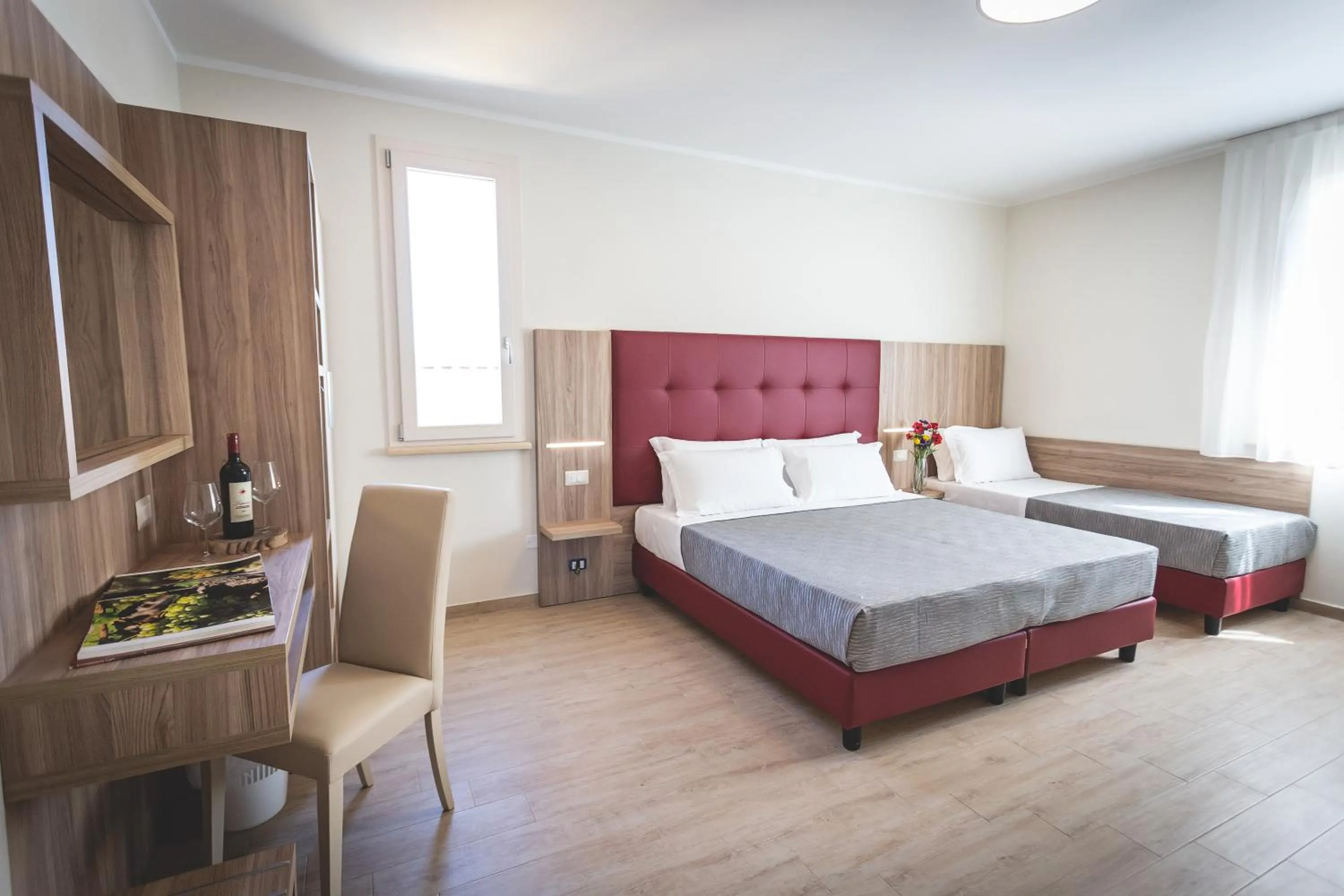 Bedroom, Bed in Hotel Residence Vallecorsa