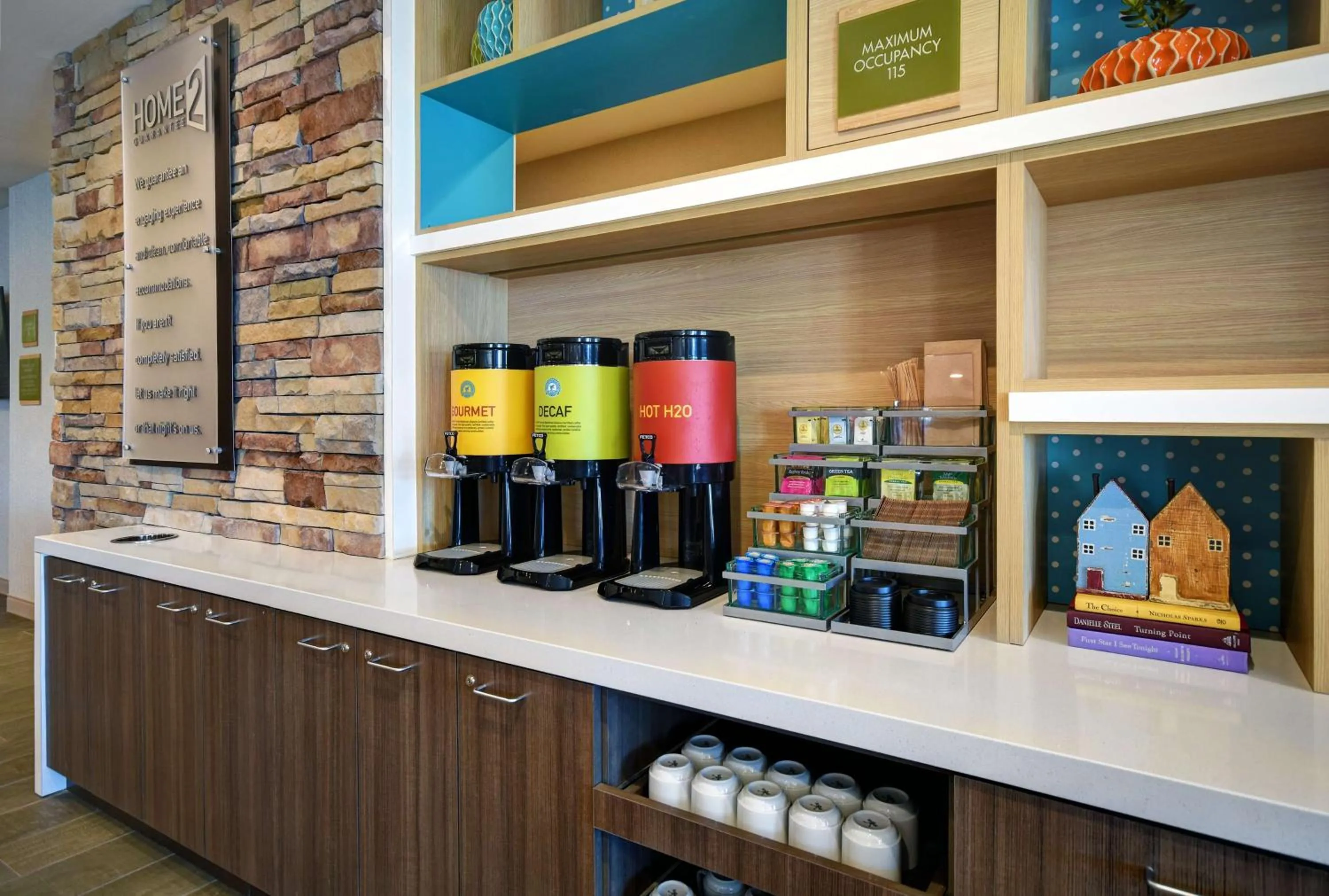 Lobby or reception in Home2 Suites By Hilton Columbus