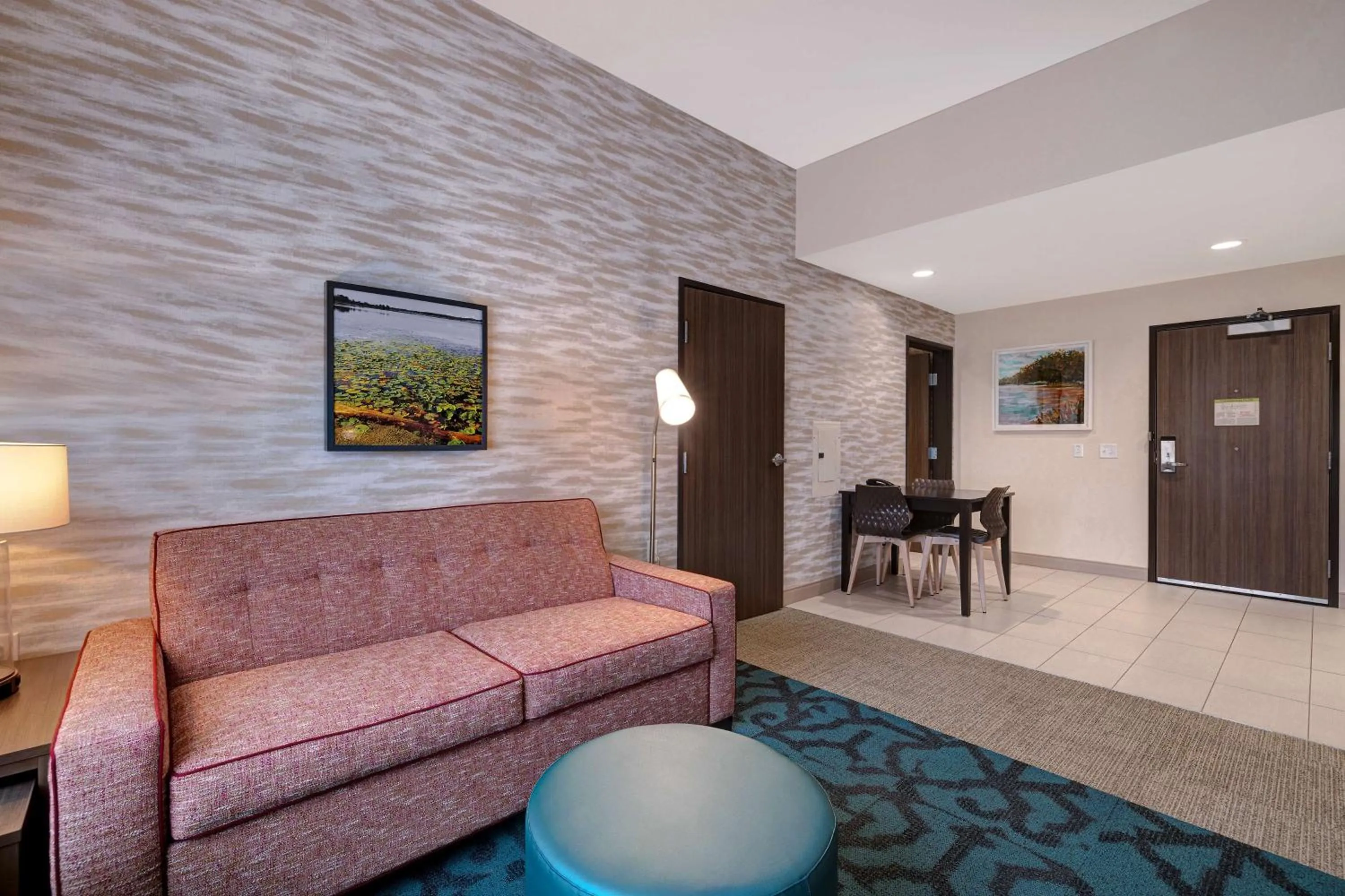 Living room in Home2 Suites By Hilton DeKalb