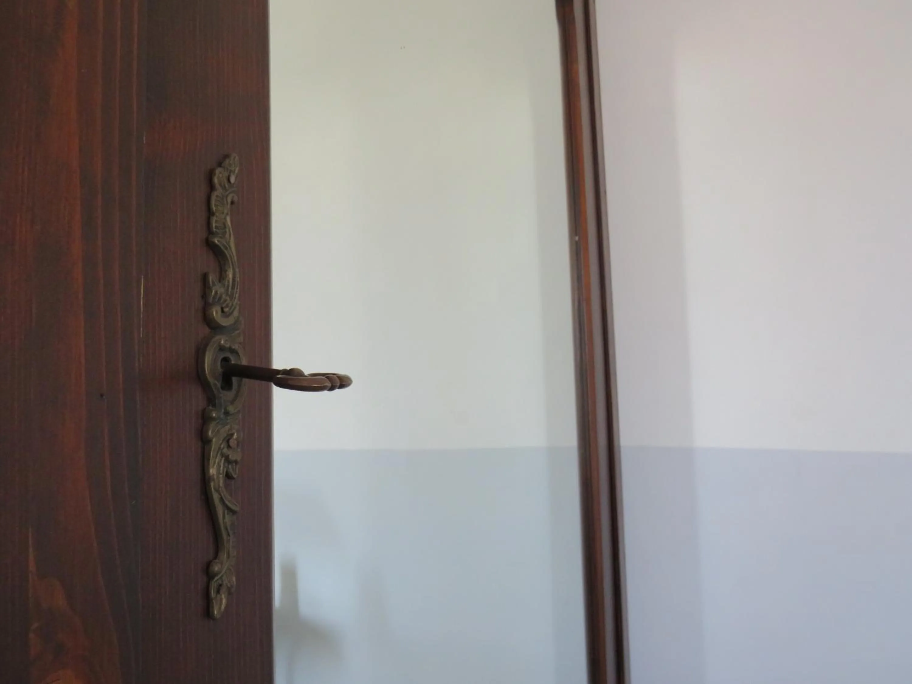 Decorative detail in Masseria Borgo Santuri