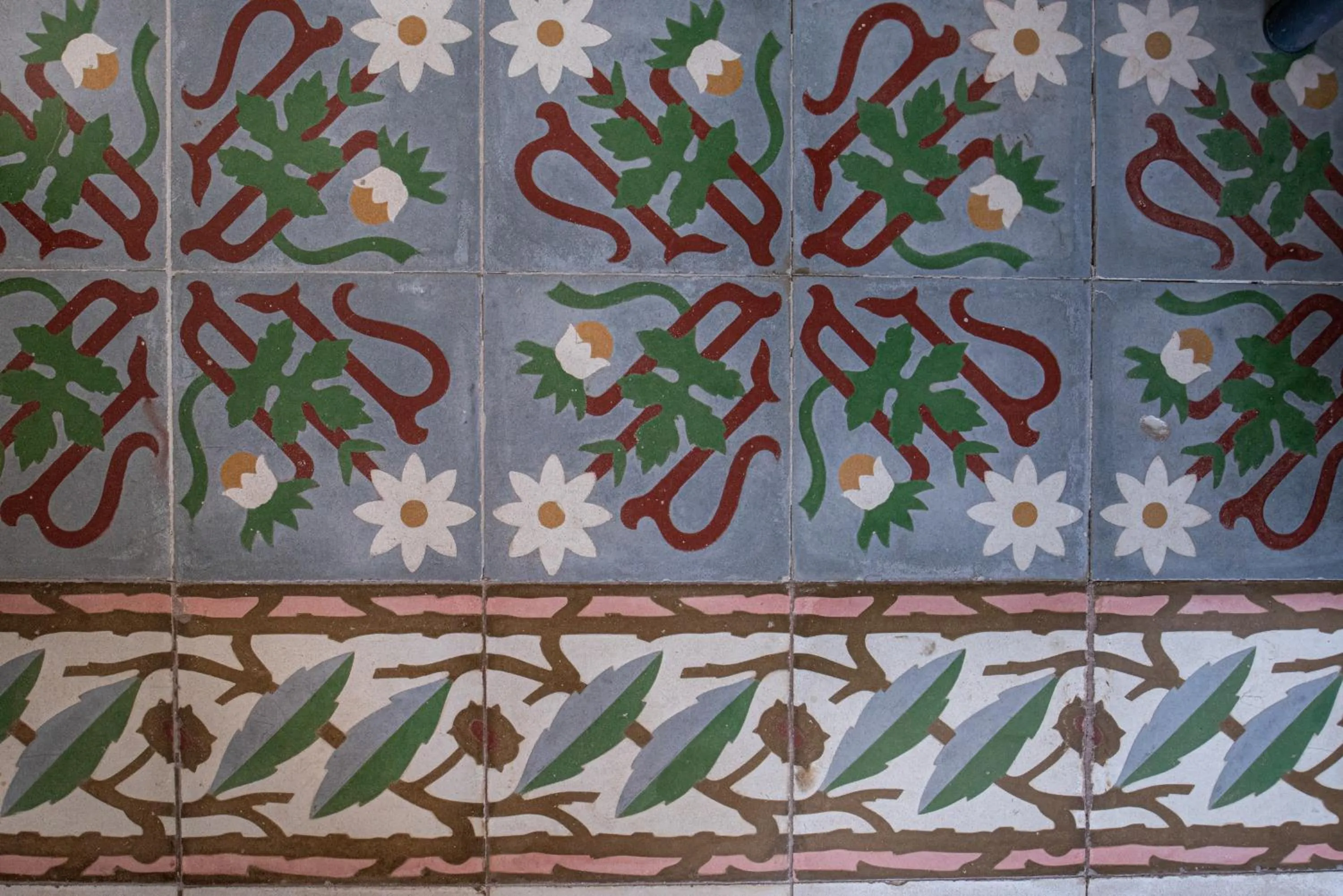 Decorative detail in Masseria Borgo Santuri