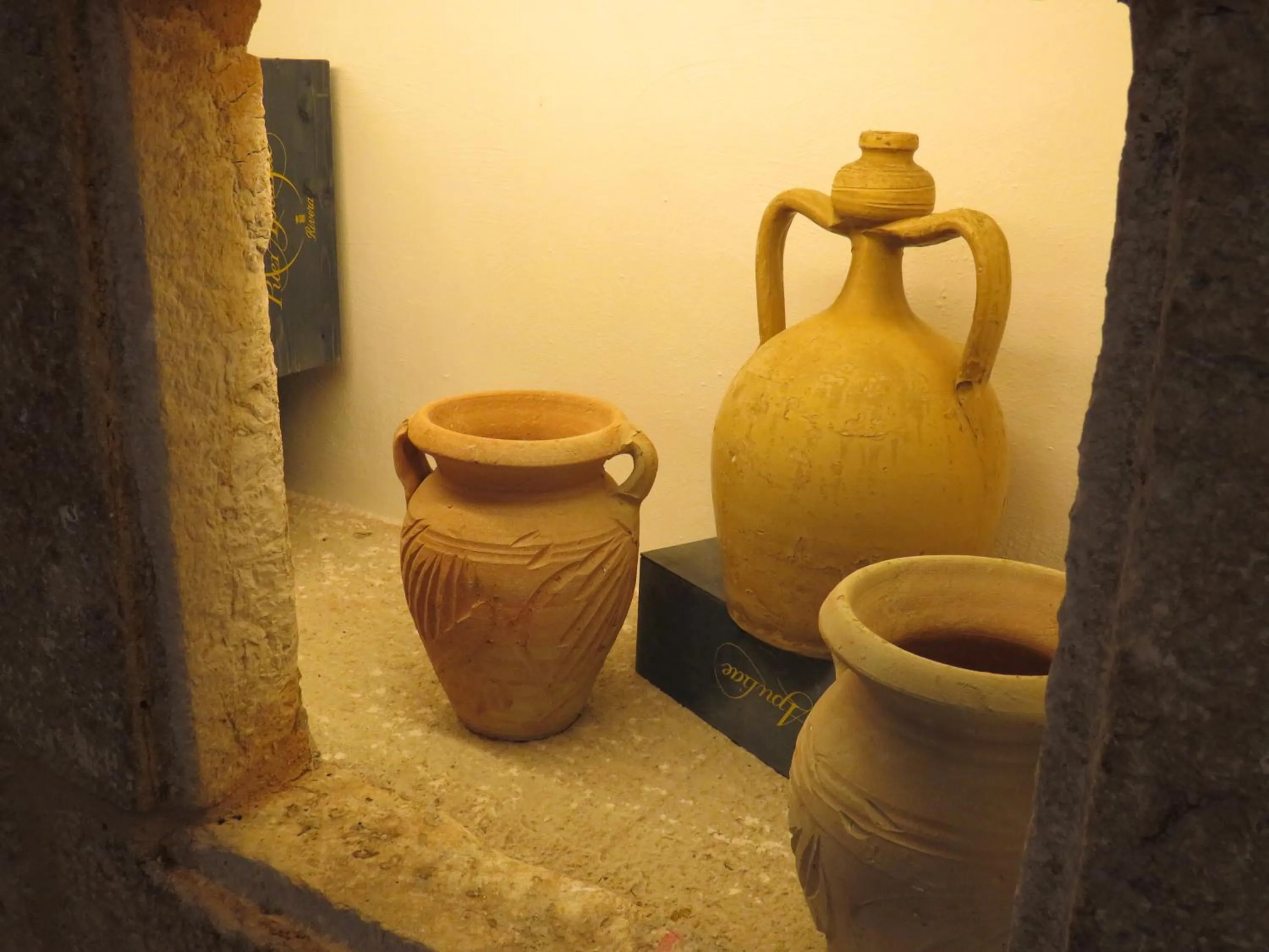 Decorative detail in Masseria Borgo Santuri