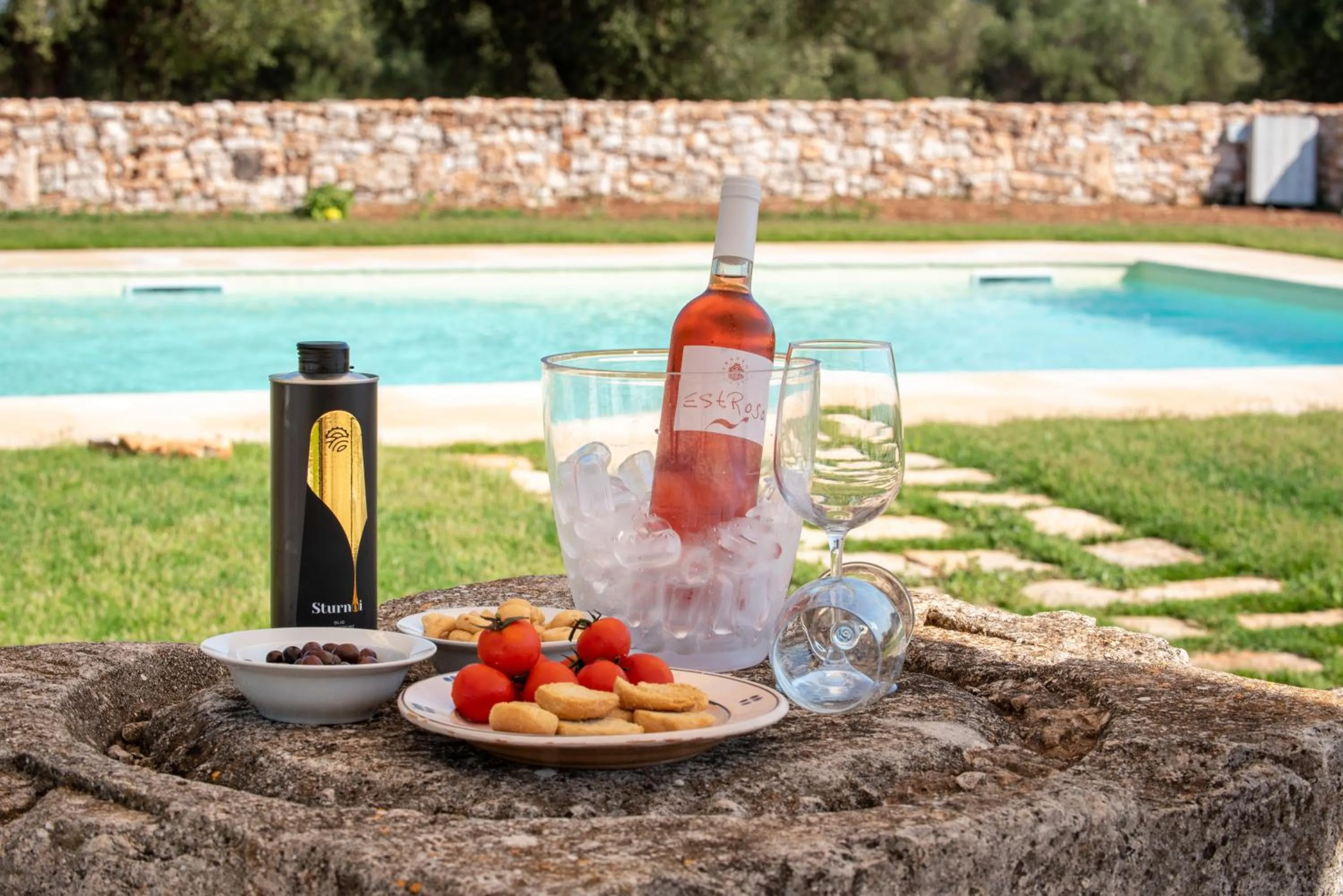 Food and drinks in Masseria Borgo Santuri