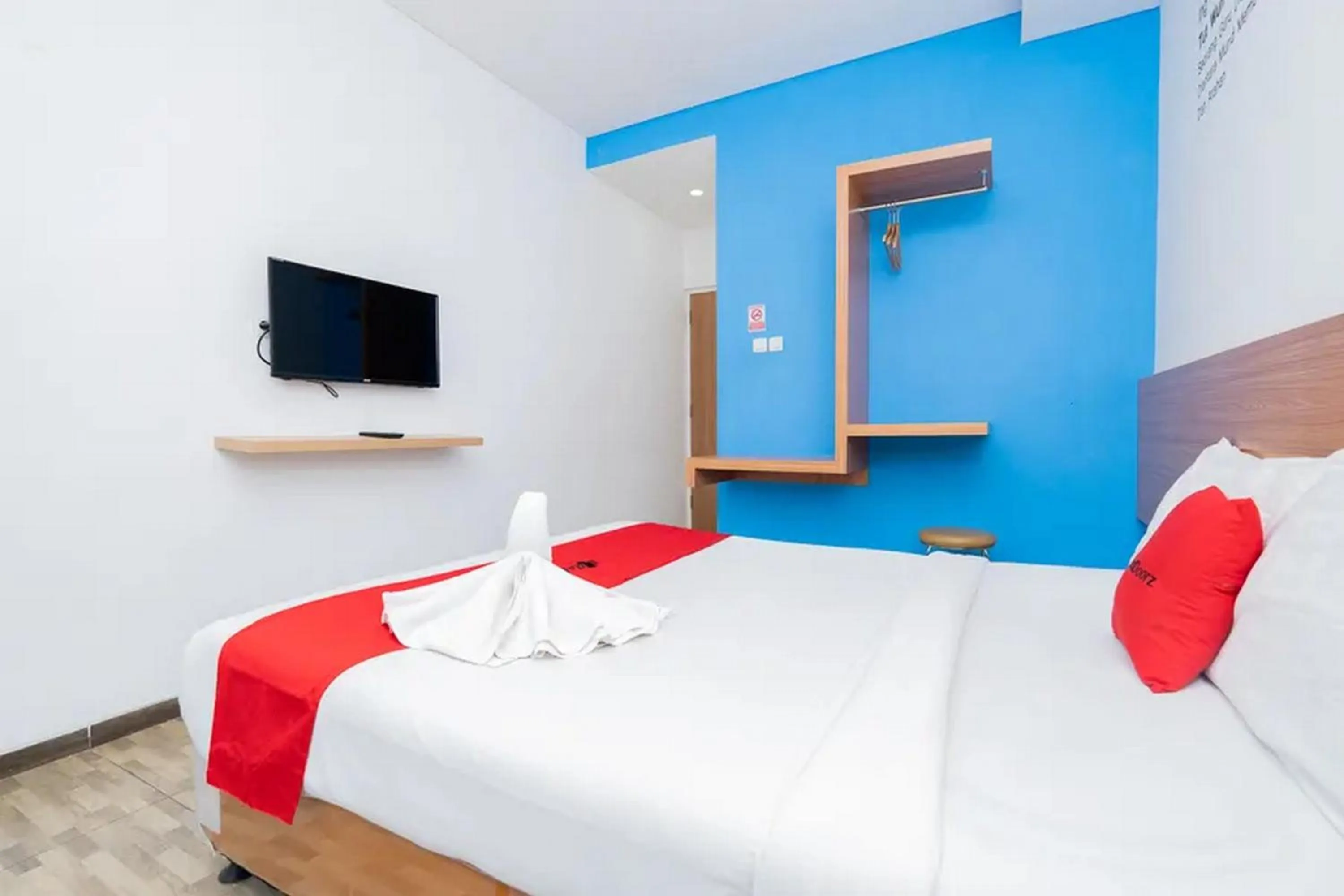 Bed in RedDoorz near Jawa Timur Park 2