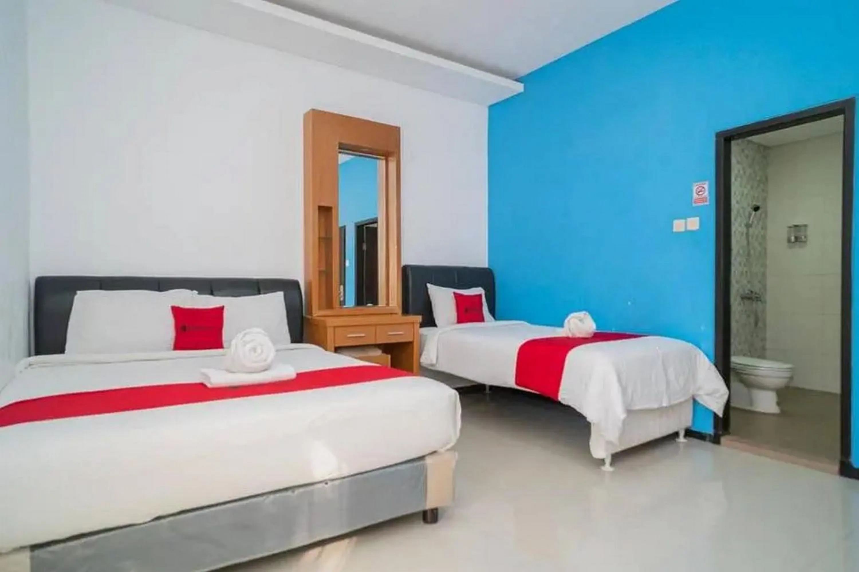 Bed in RedDoorz near Jawa Timur Park 2