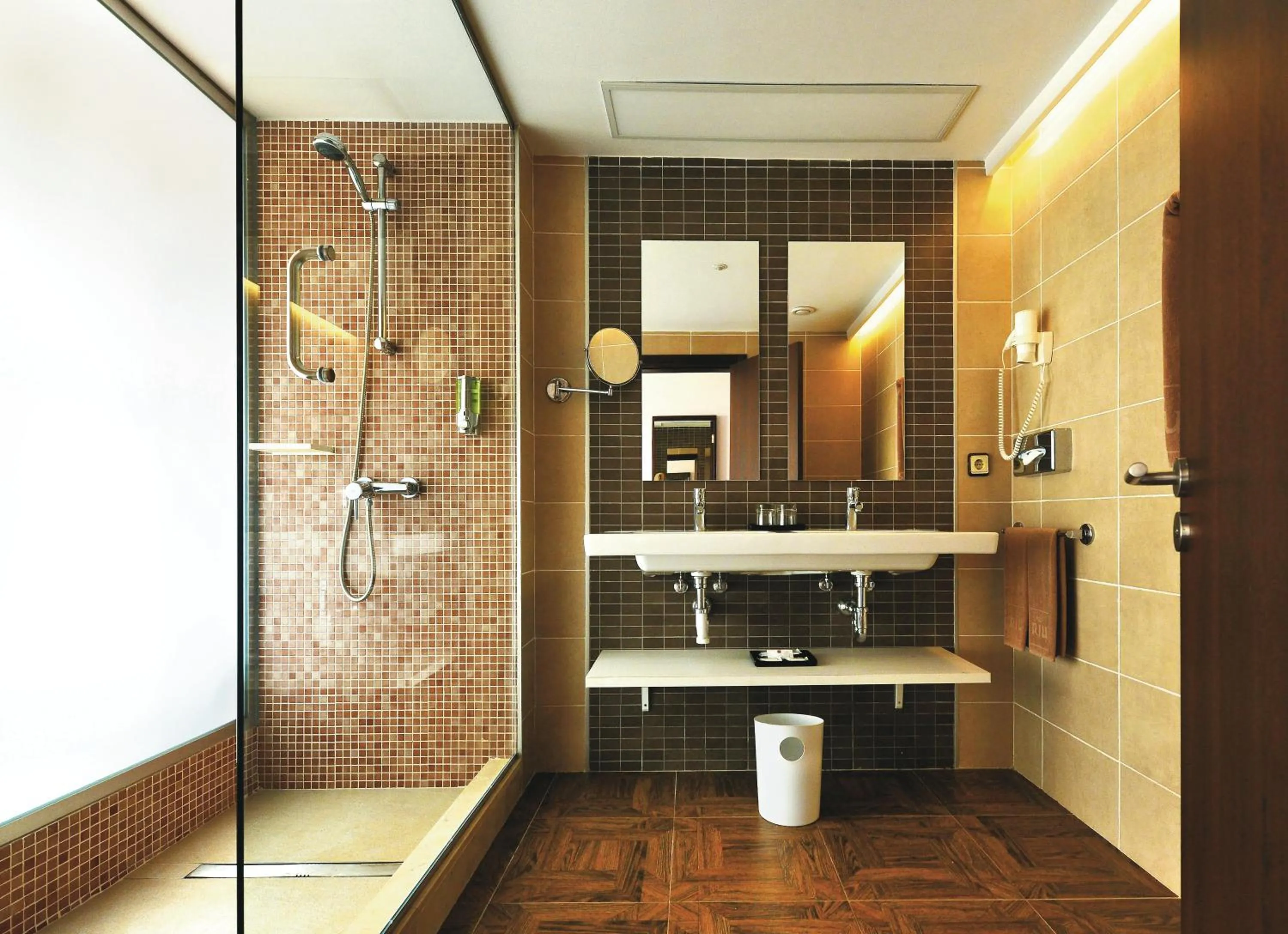 Shower in Hotel Riu Funana - All Inclusive