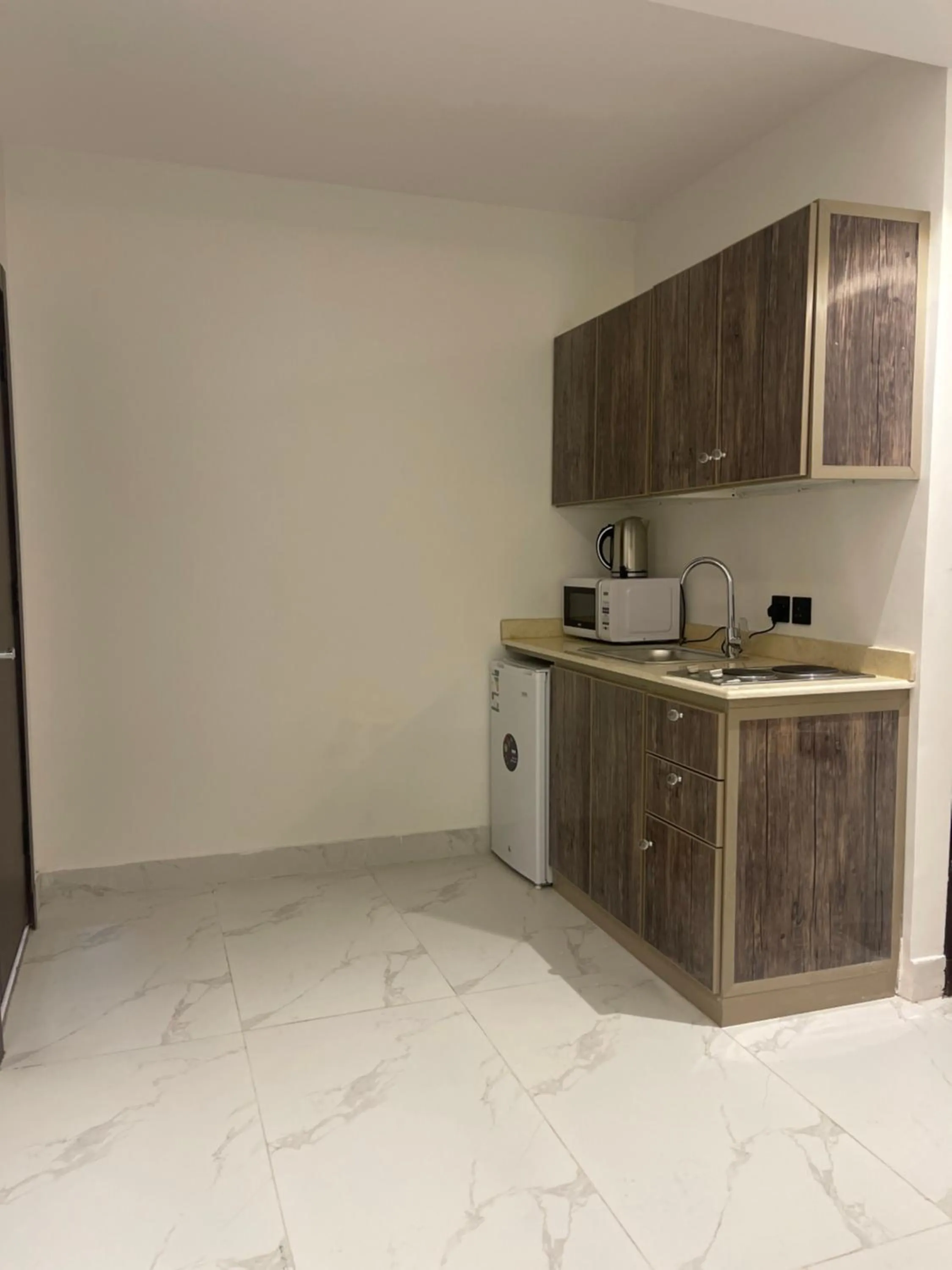 شقق درر رامه للشقق المخدومة 10