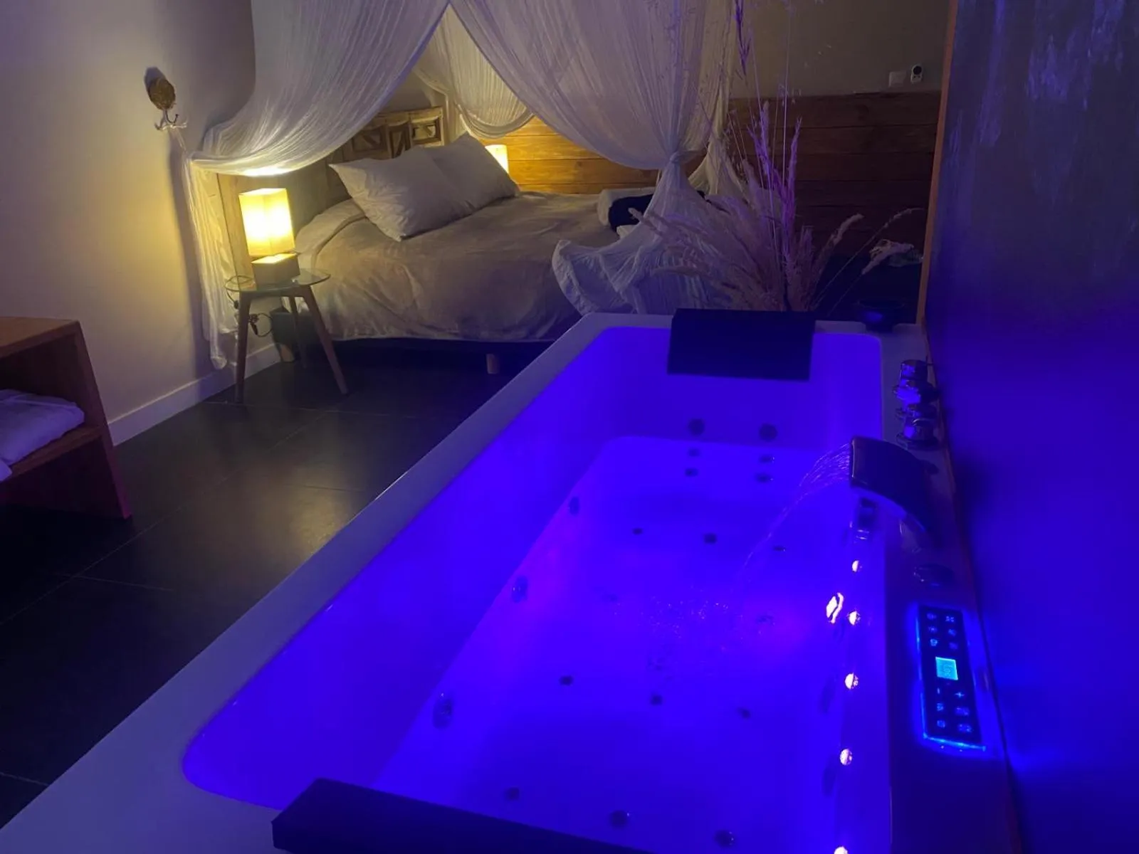 Bedroom, Bed in El Pao