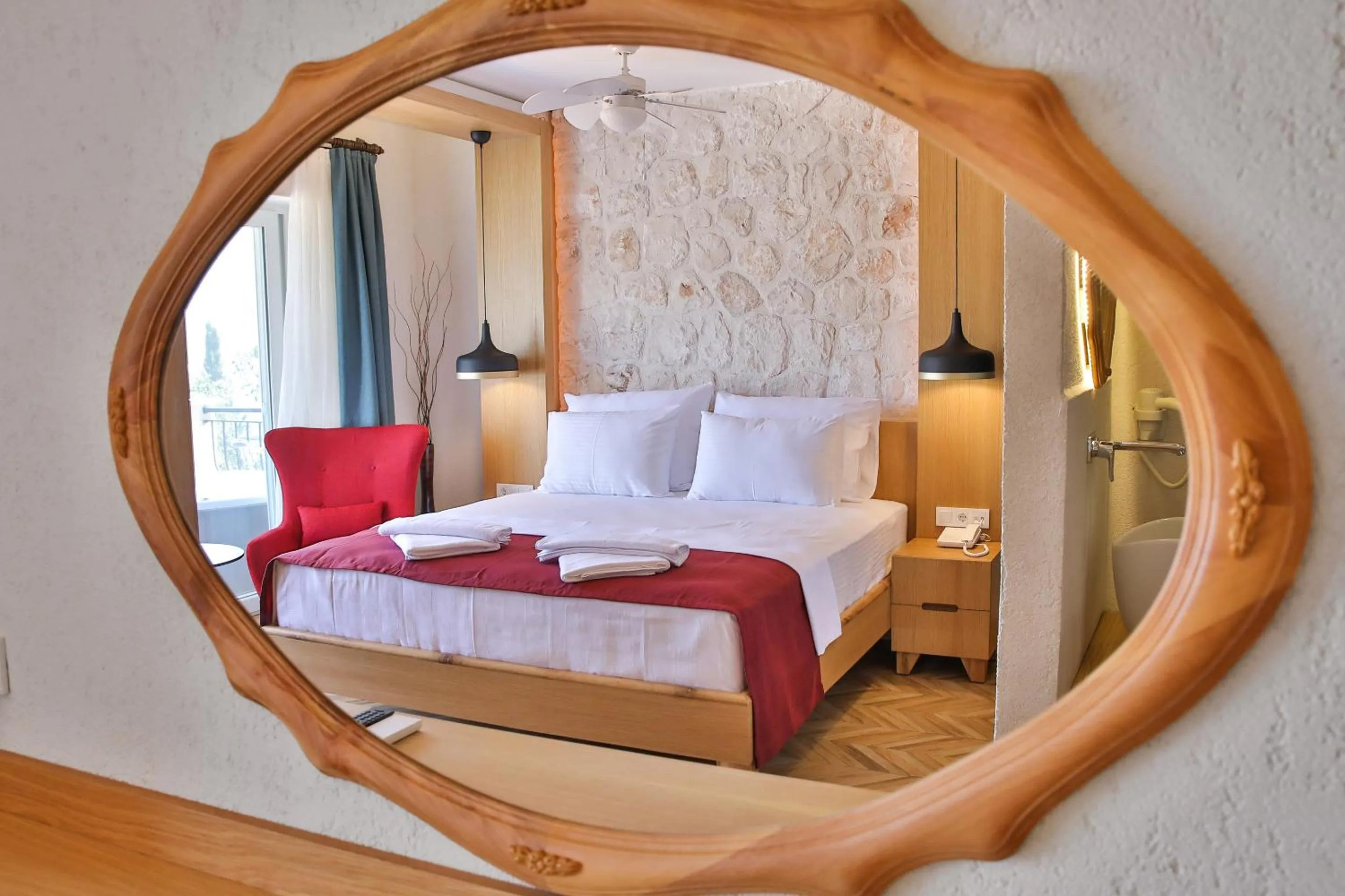 Bedroom, Bed in Atalante Hotel