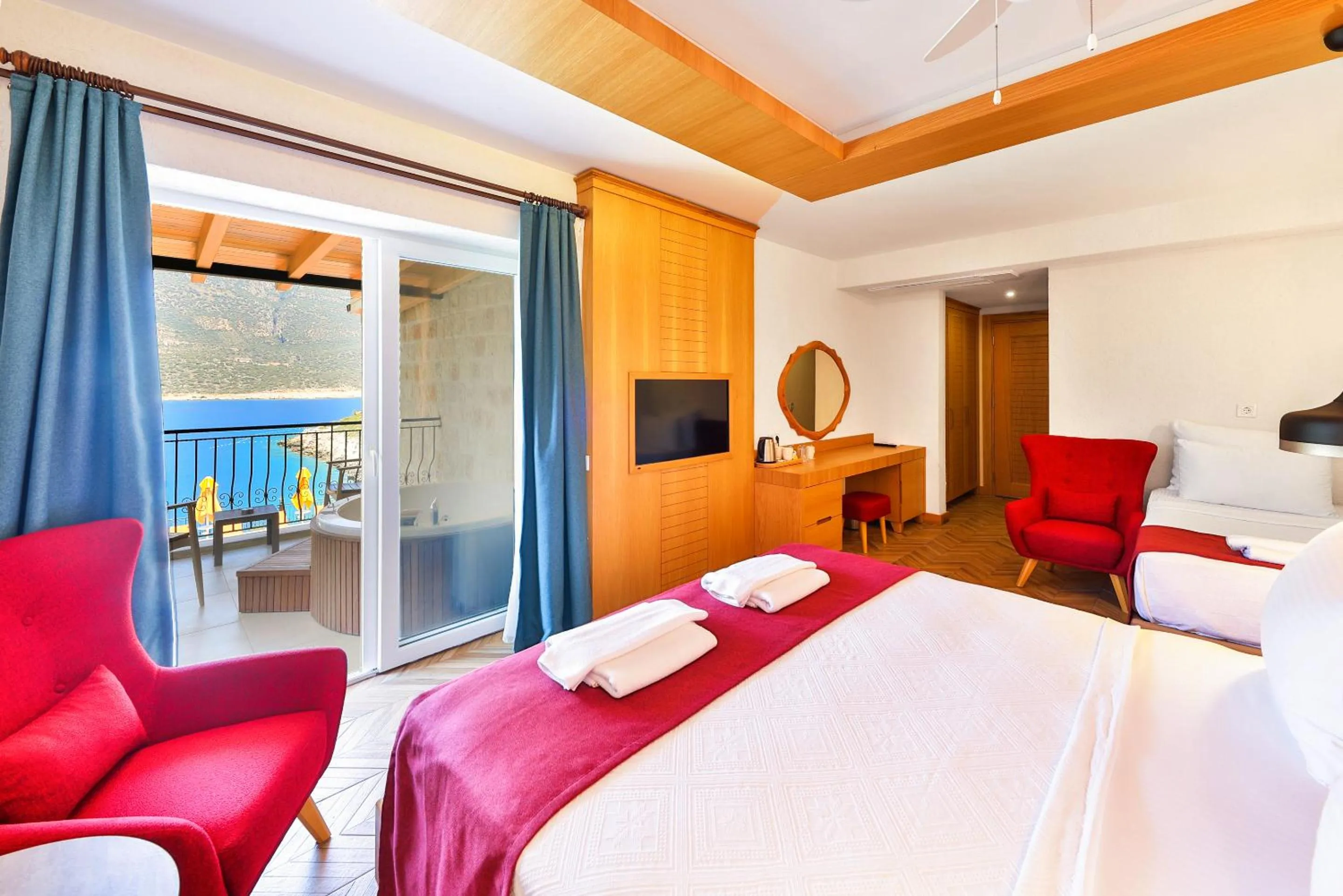 Sea view, Bed in Atalante Hotel