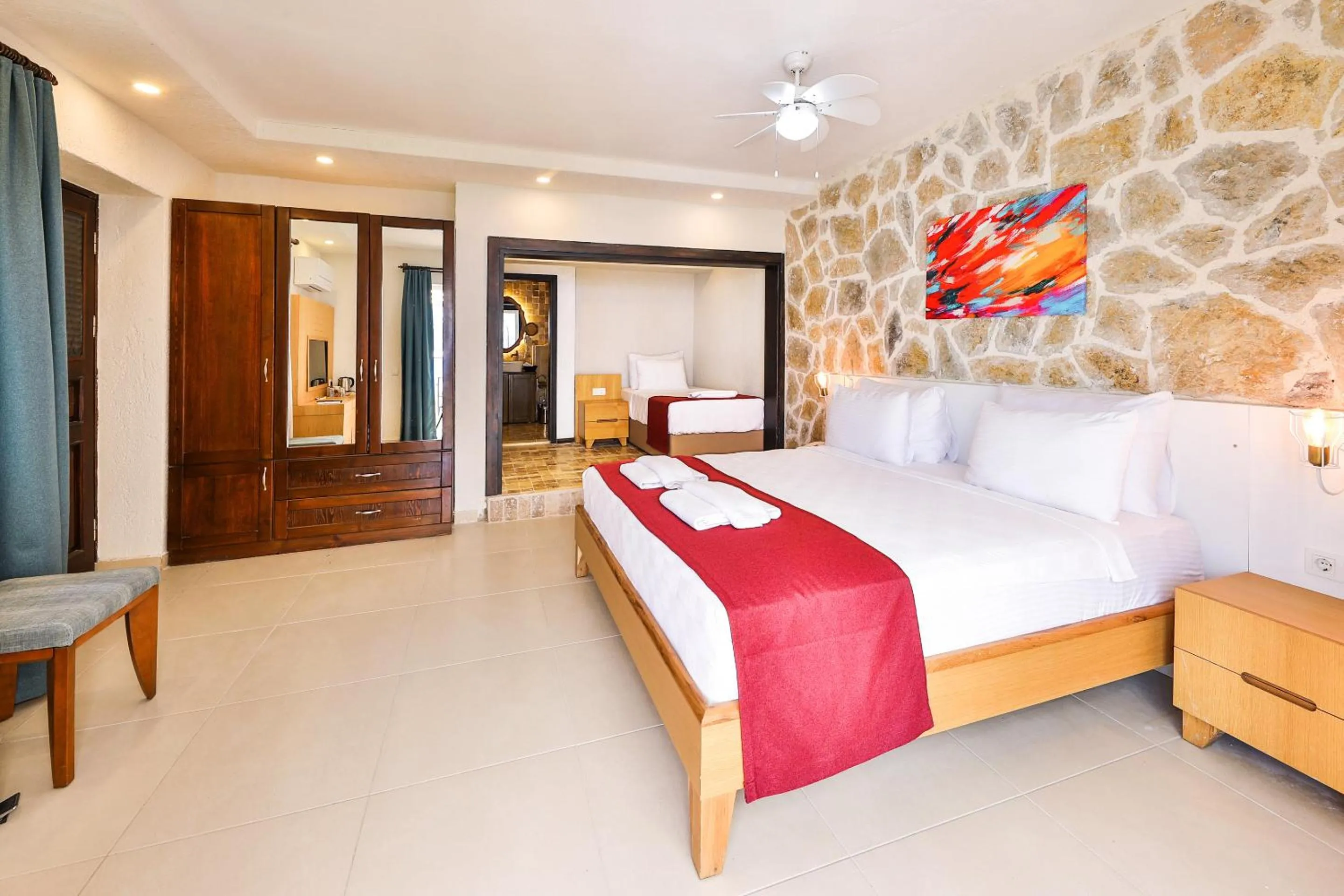 Photo of the whole room, Bed in Atalante Hotel