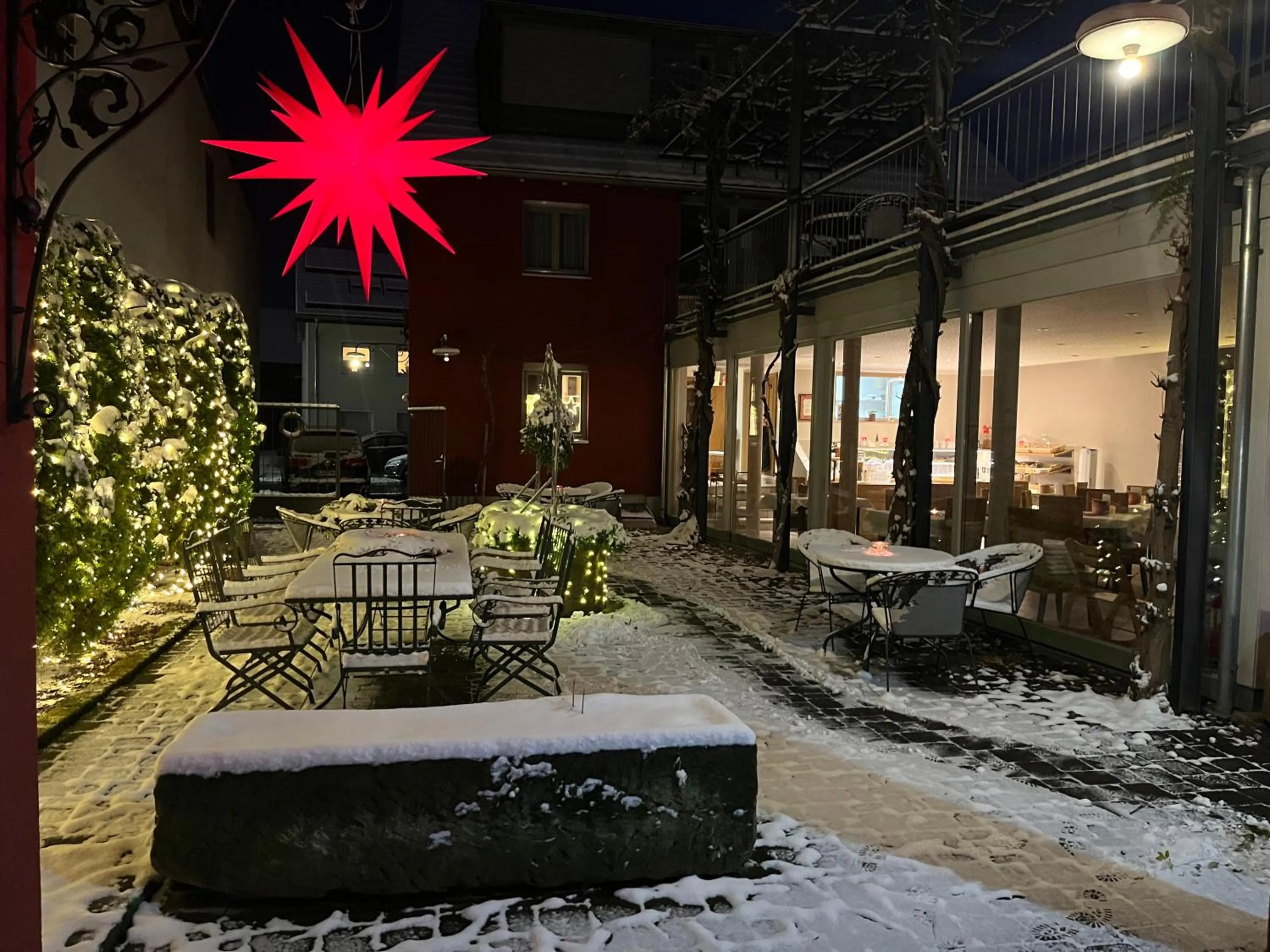 Night in Arndt Hotel Garni