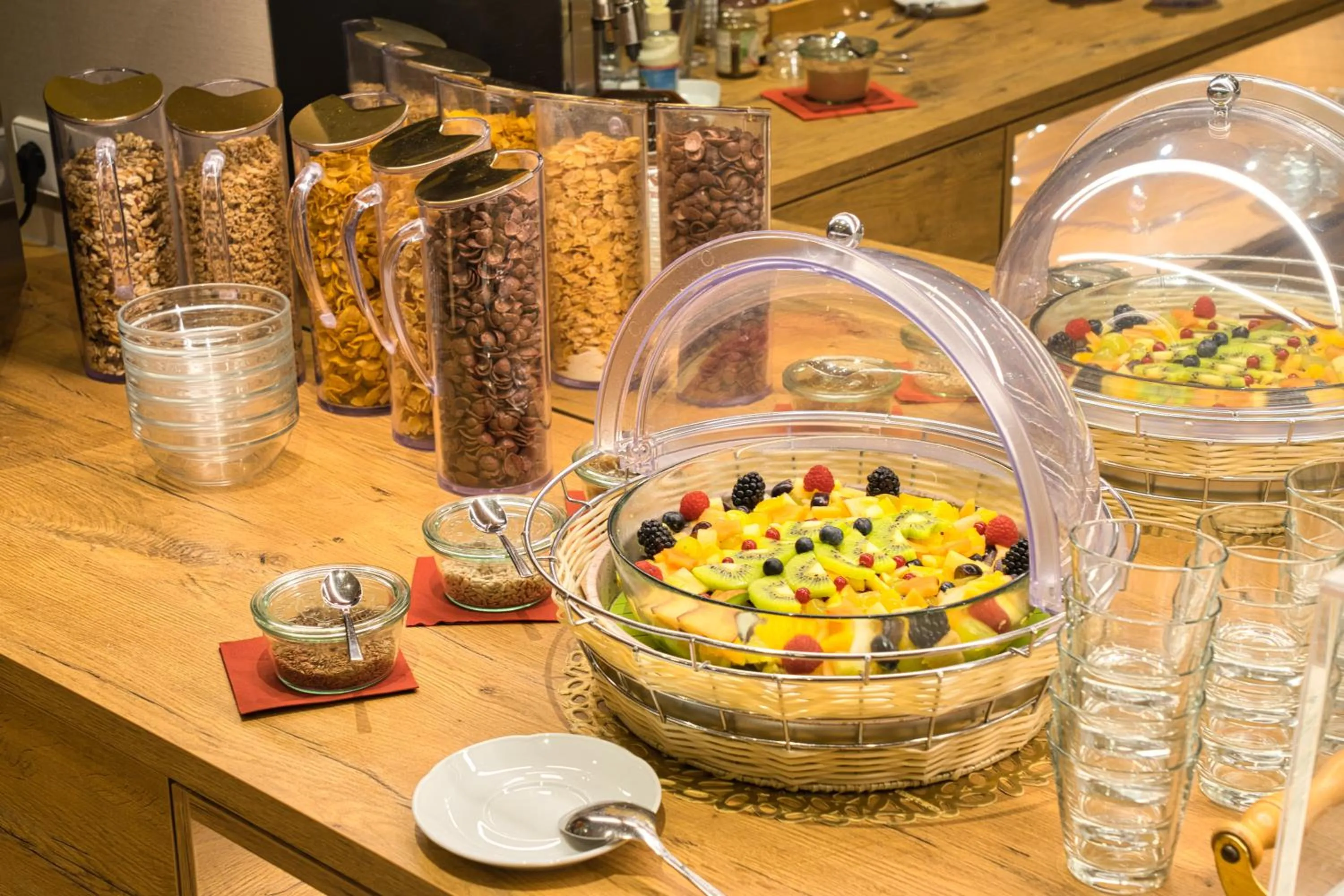 Food and drinks in Arndt Hotel Garni