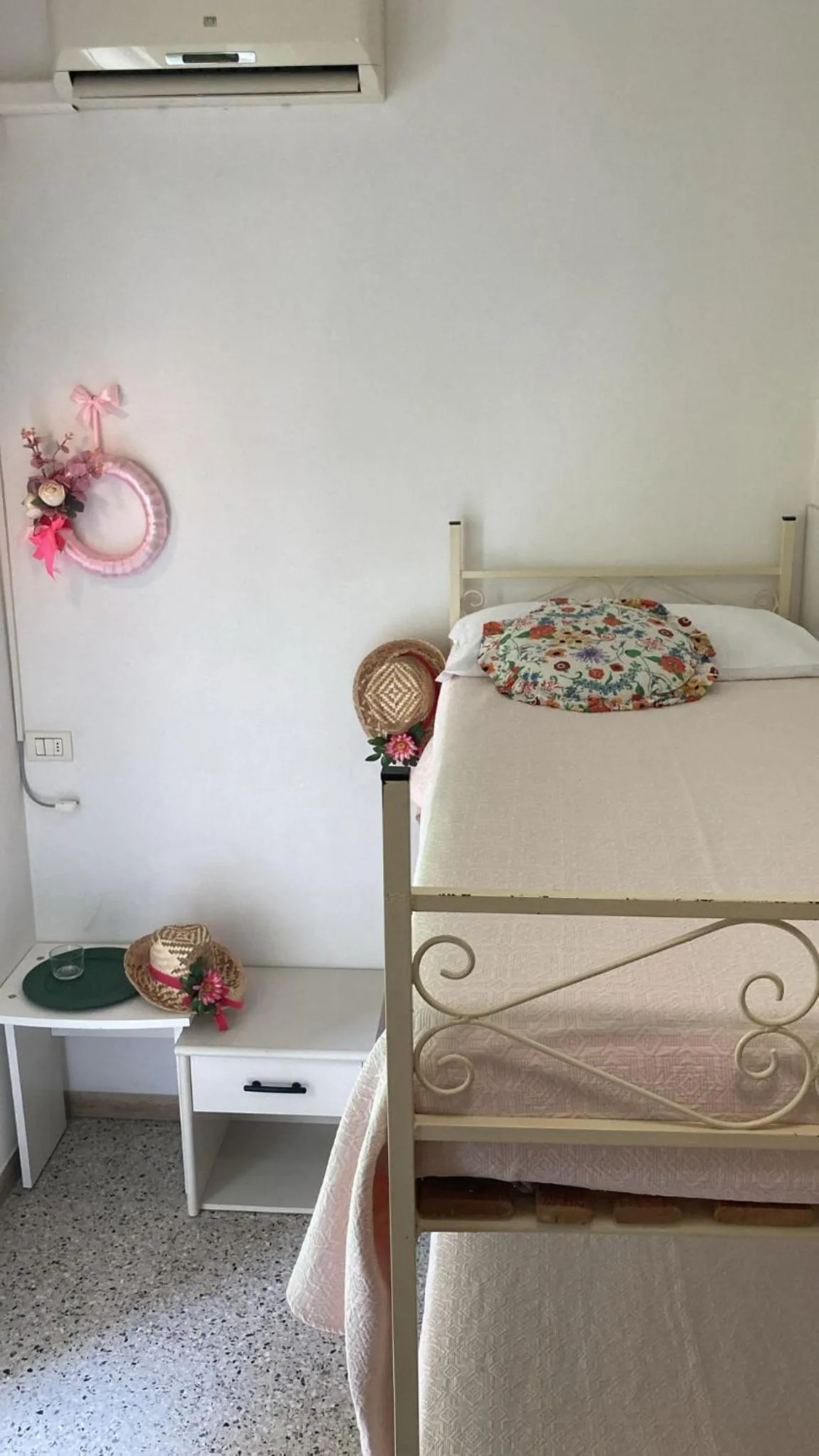 Bed in Hotel Graziella Mare