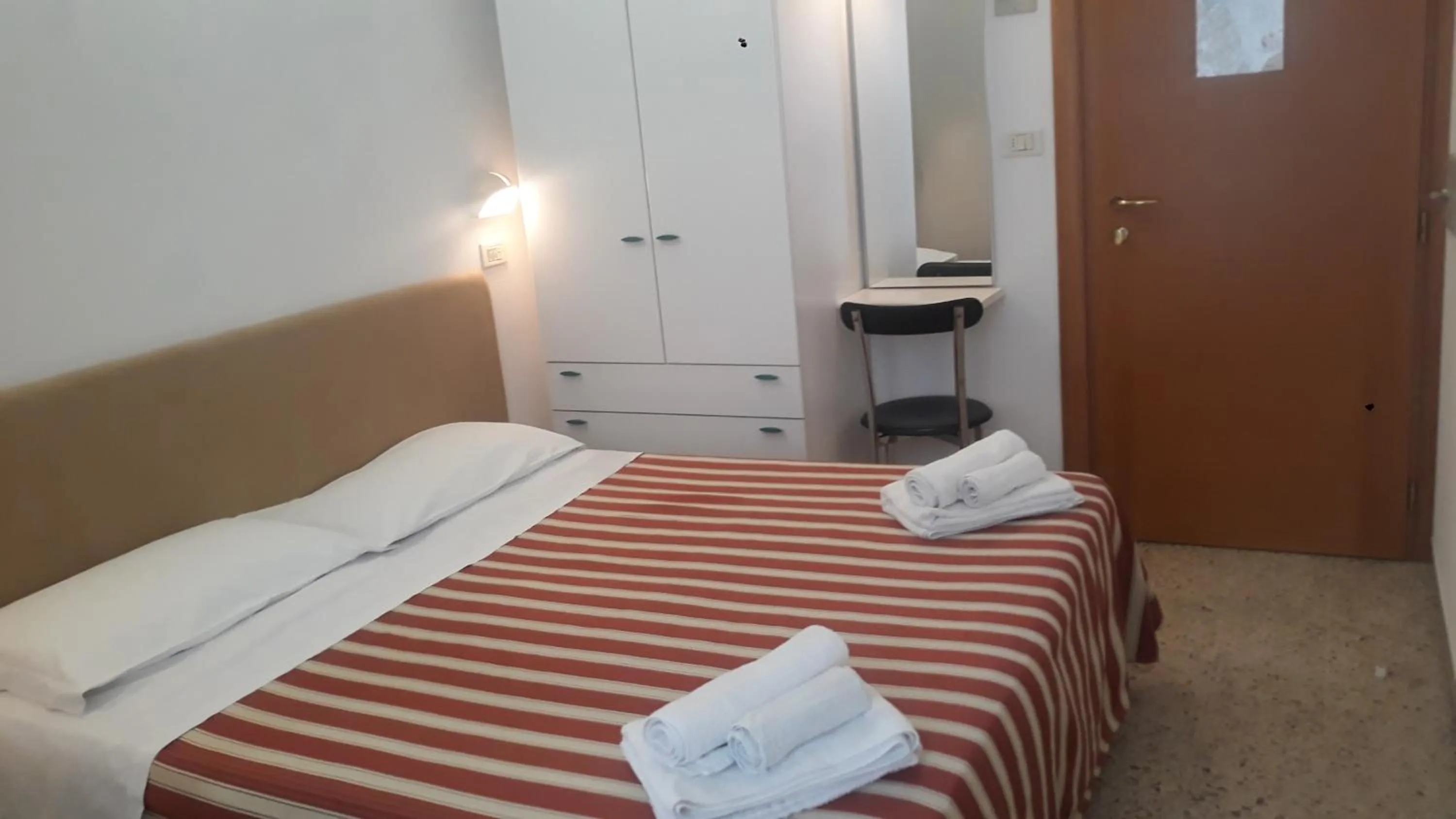 Bed in Hotel Graziella Mare