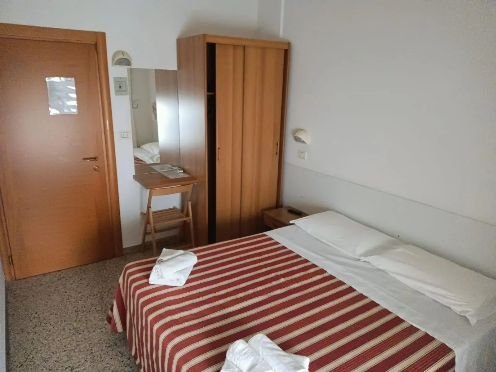 Bedroom, Bed in Hotel Graziella Mare