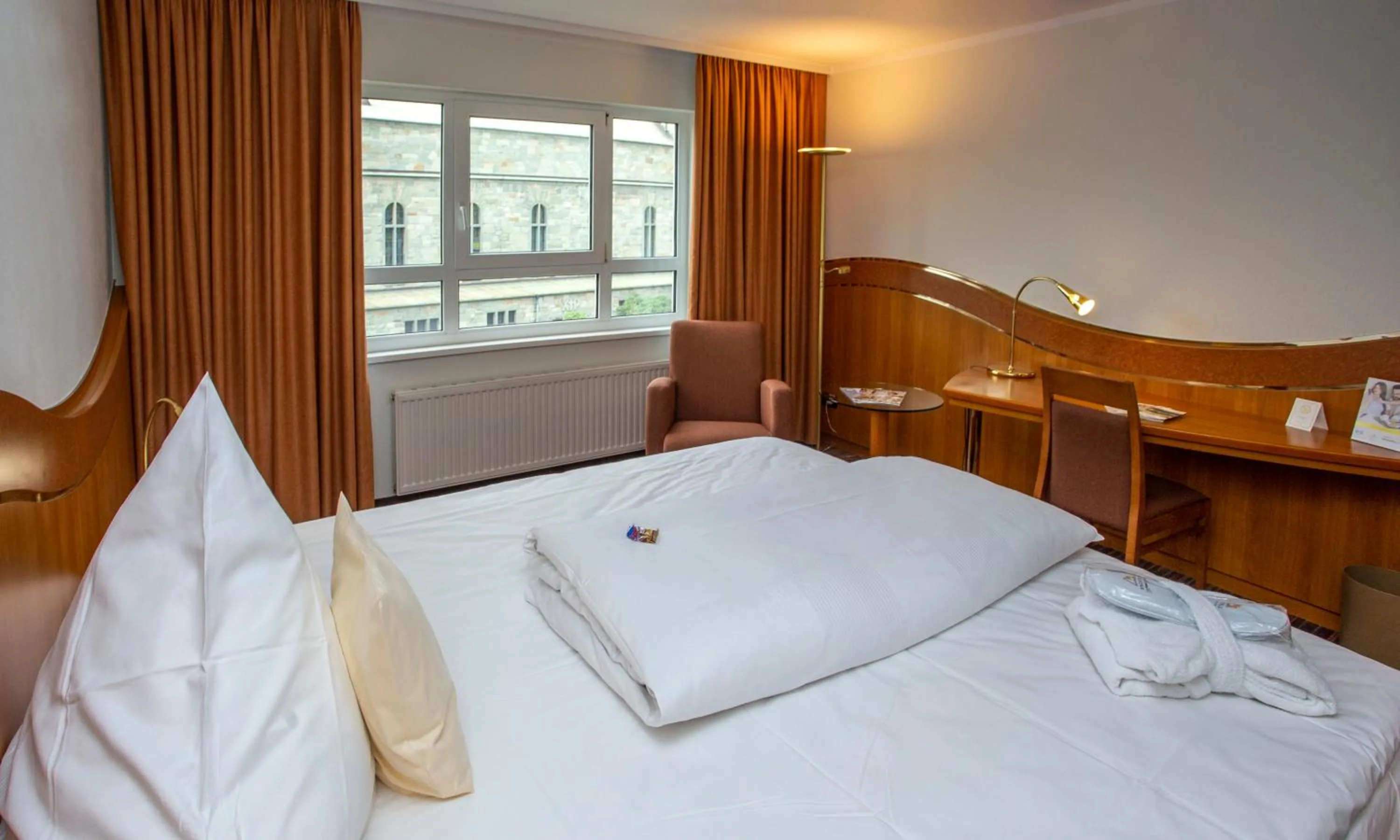 Photo of the whole room, Bed in Ringhotel Katharinen Hof