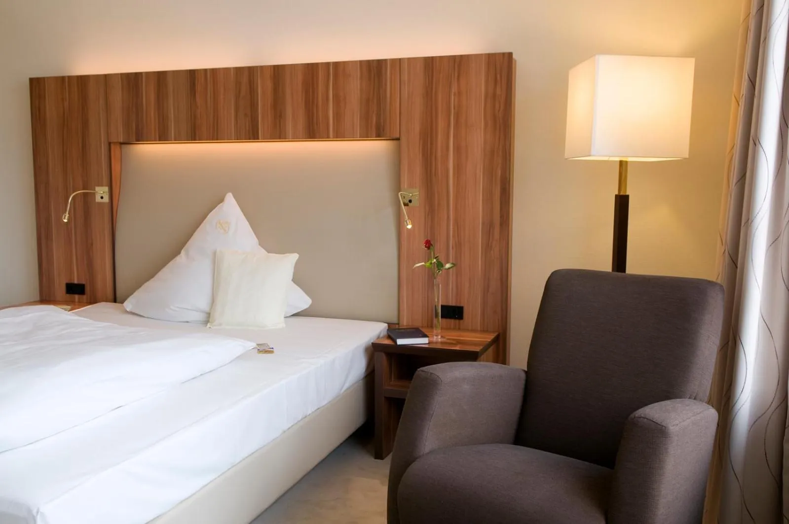 Photo of the whole room, Bed in Ringhotel Katharinen Hof