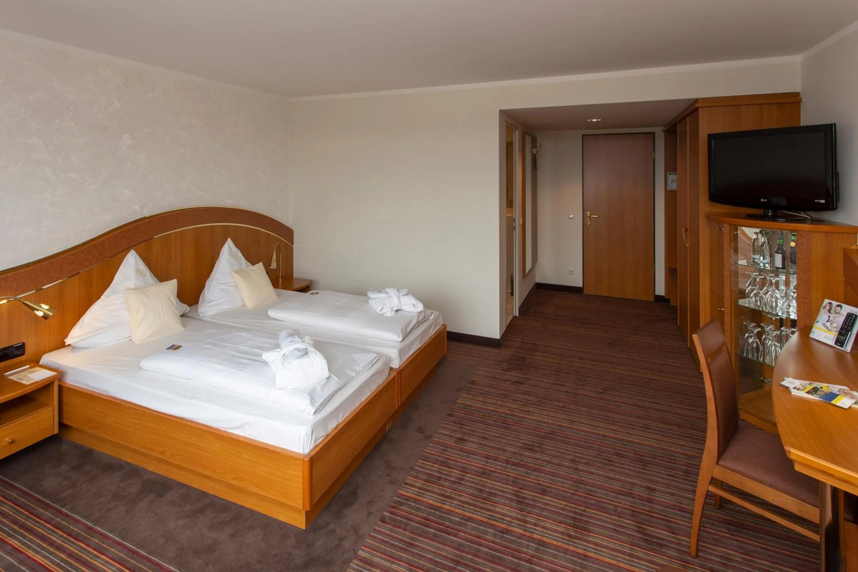 Photo of the whole room, Bed in Ringhotel Katharinen Hof