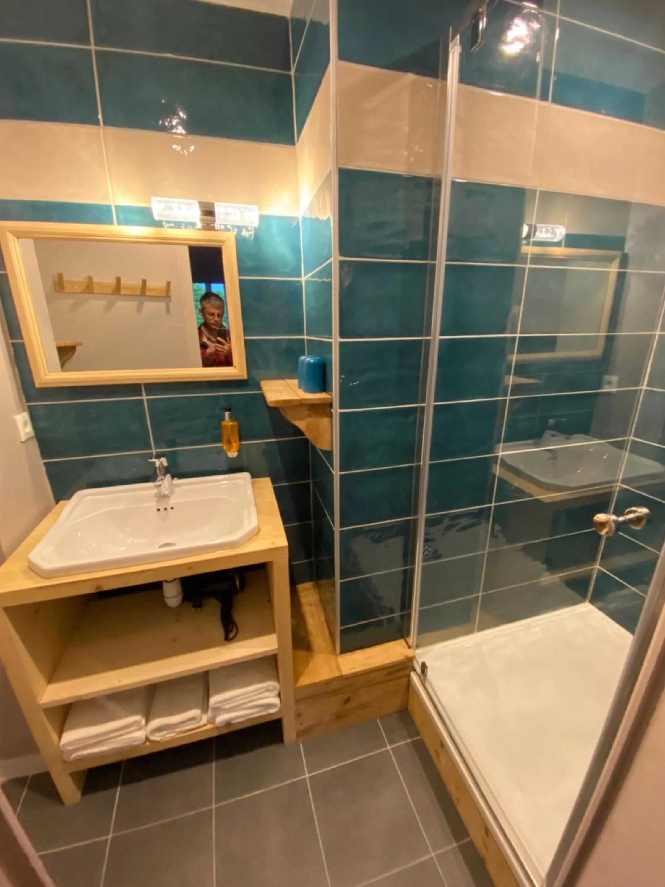 Bathroom in hôtel oberland