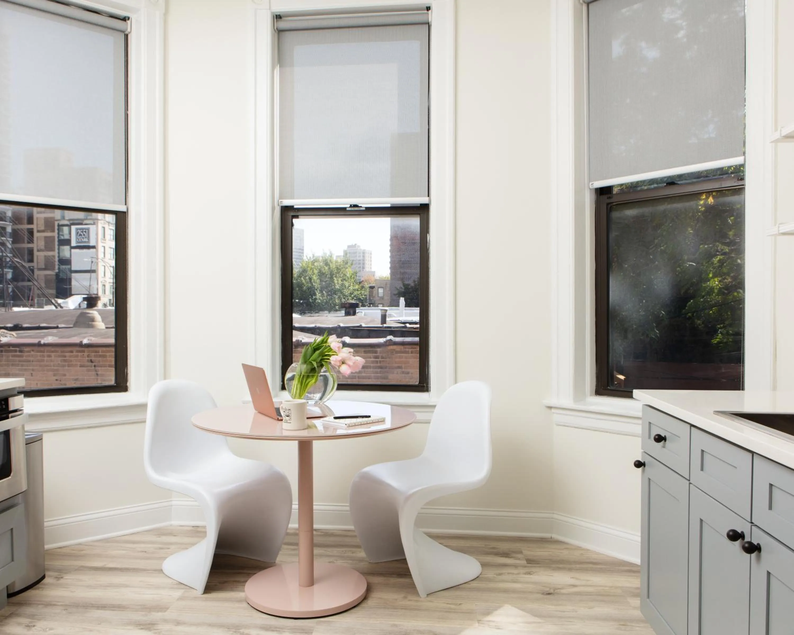 kitchen in The Neighborhood Hotel Lincoln Park