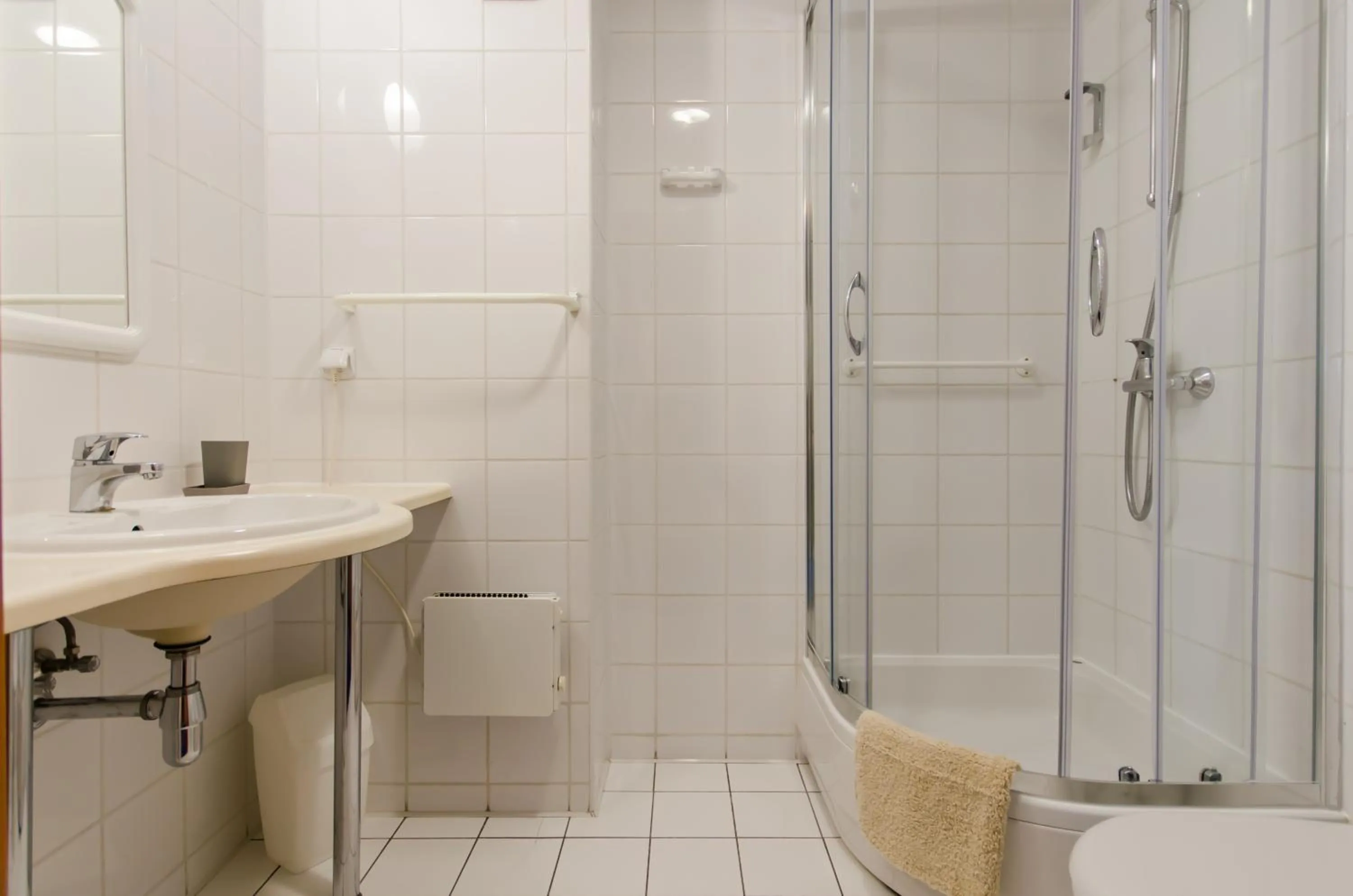 HOTEL A4 Airport Kraków MOP Morawica