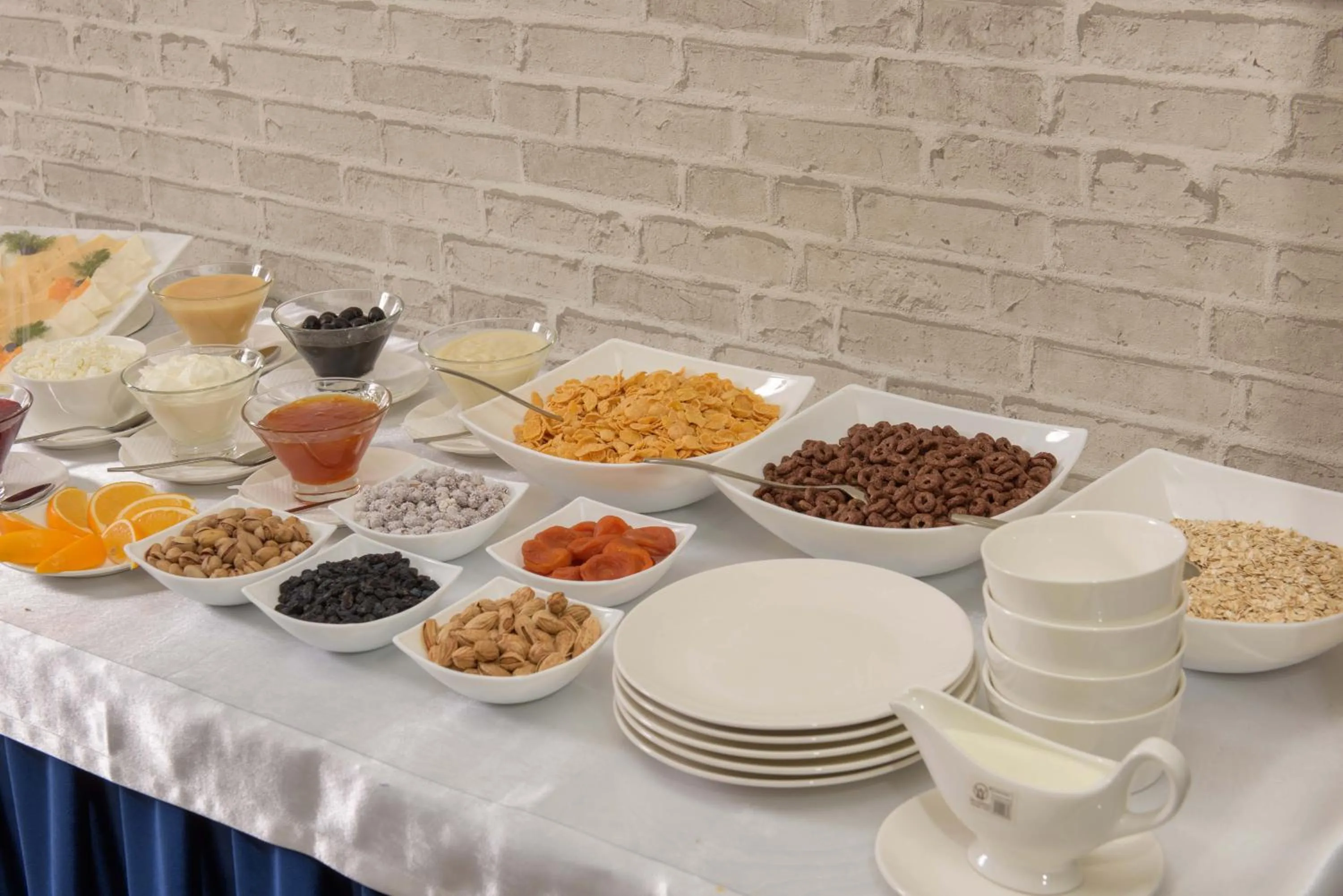 Breakfast in Huzur Hotel Tashkent