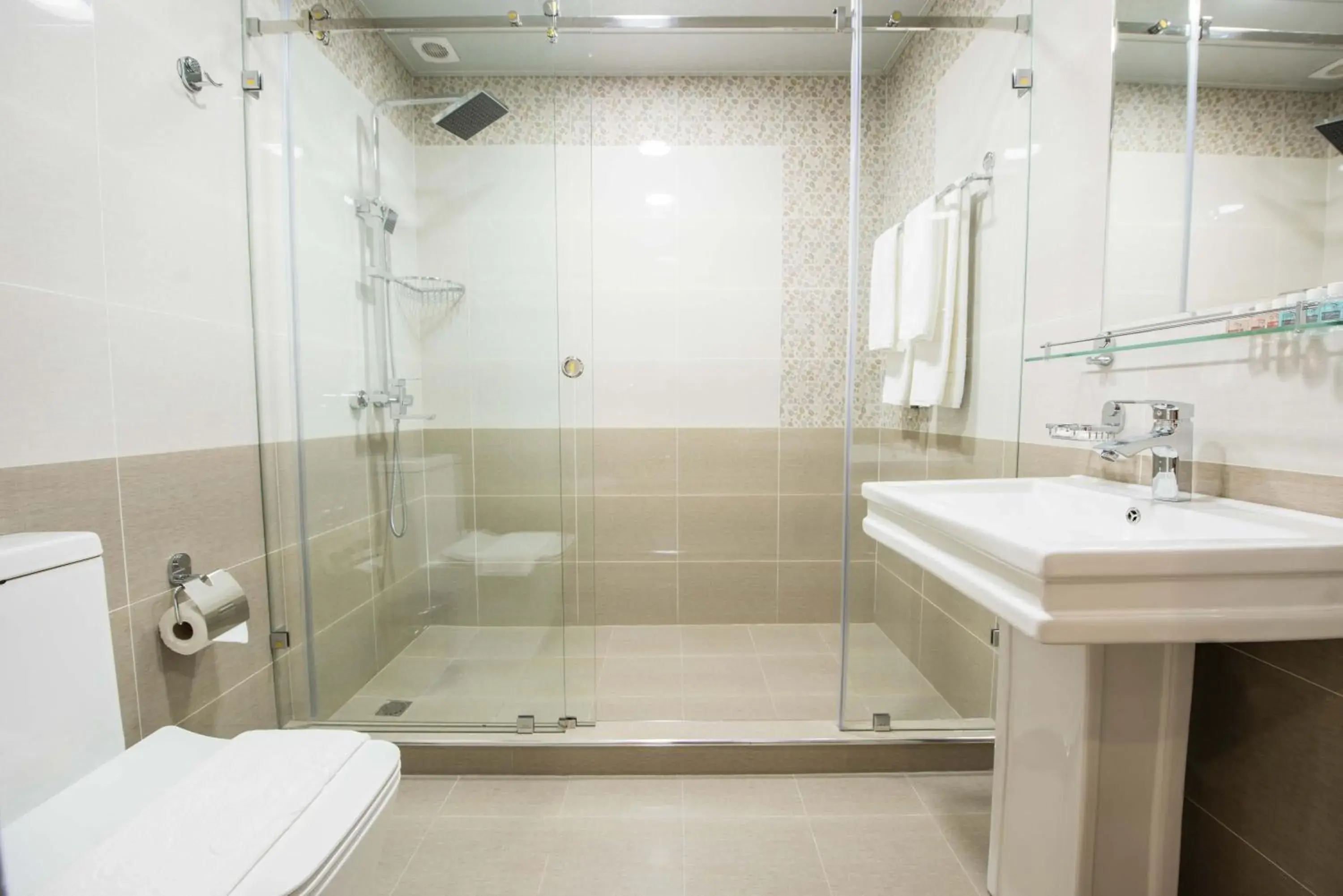 Superior Twin Room - single occupancy in Huzur Hotel Tashkent Superior Twin Room - single occupancy in Huzur Hotel Tashkent