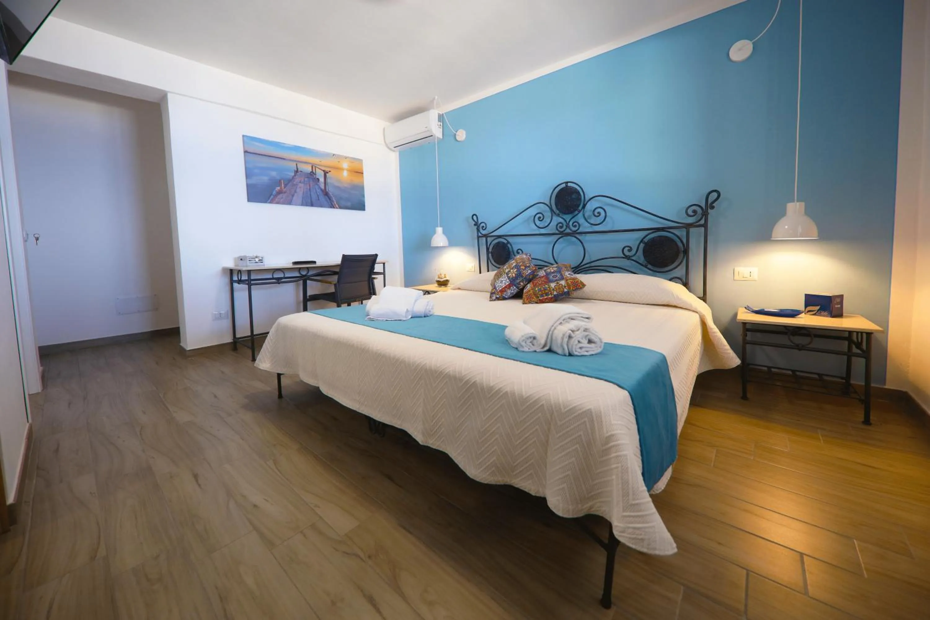 Bed in Skyview Cefalù