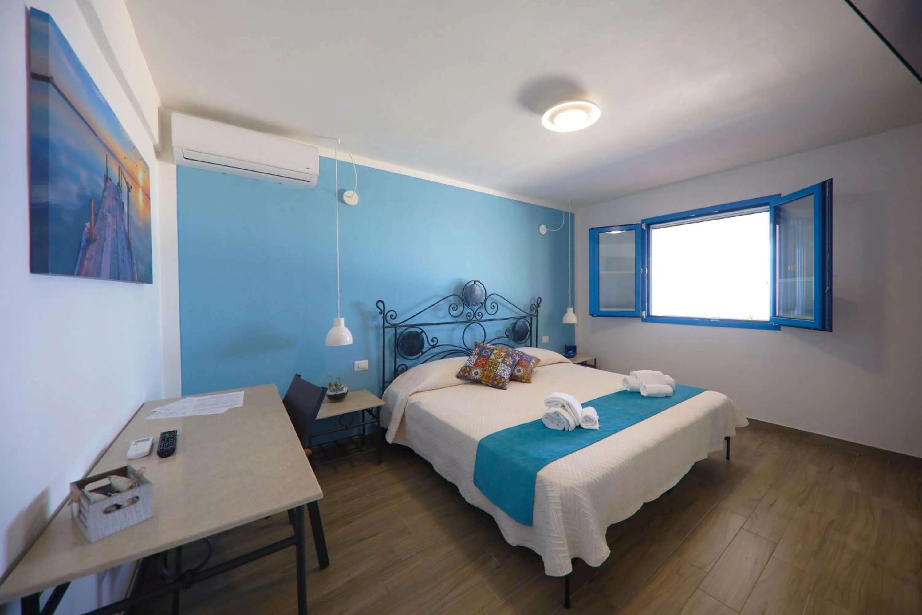 Bed in Skyview Cefalù