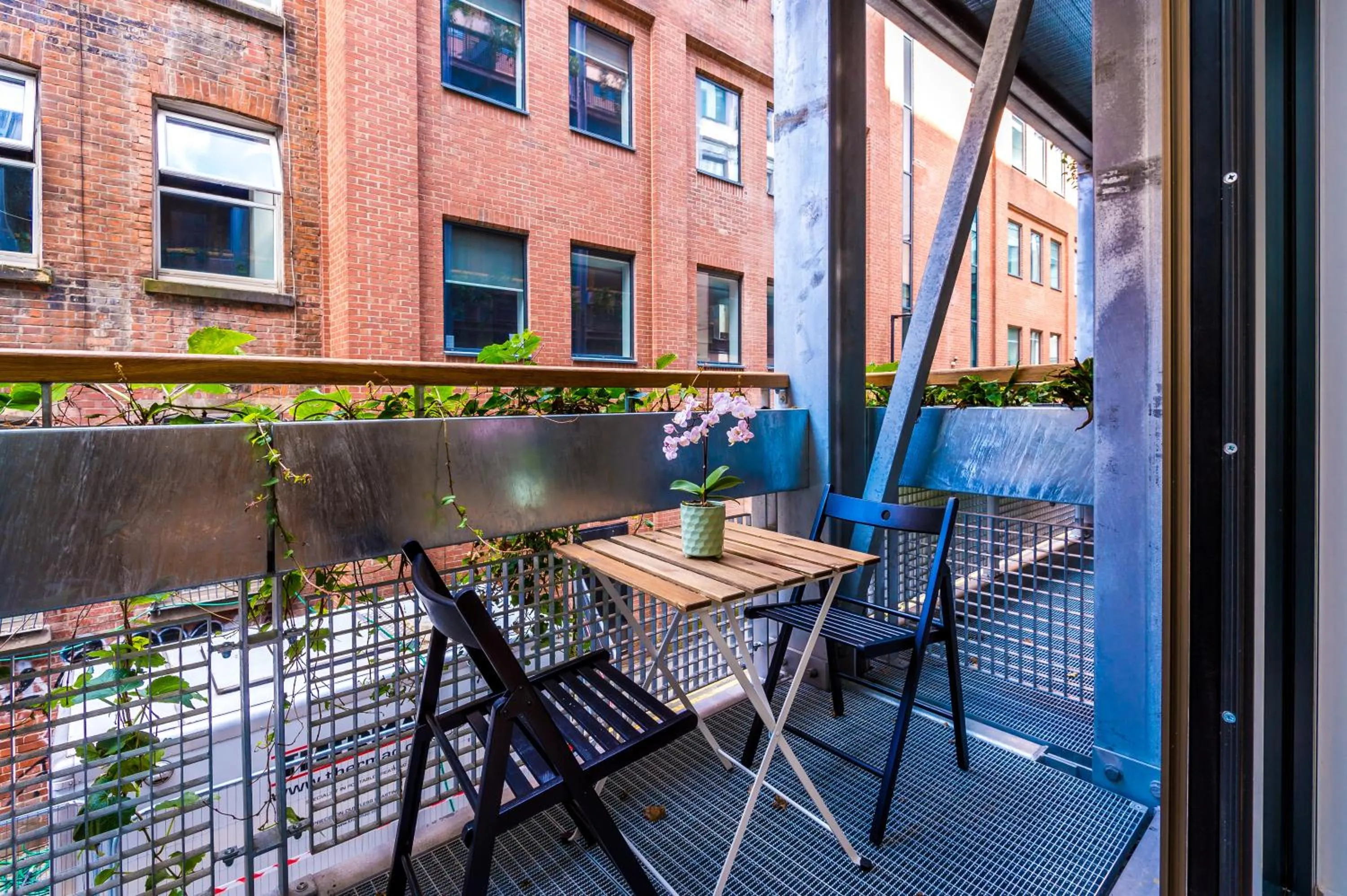 View (from property/room) in Hilltop Serviced Apartments - Piccadilly