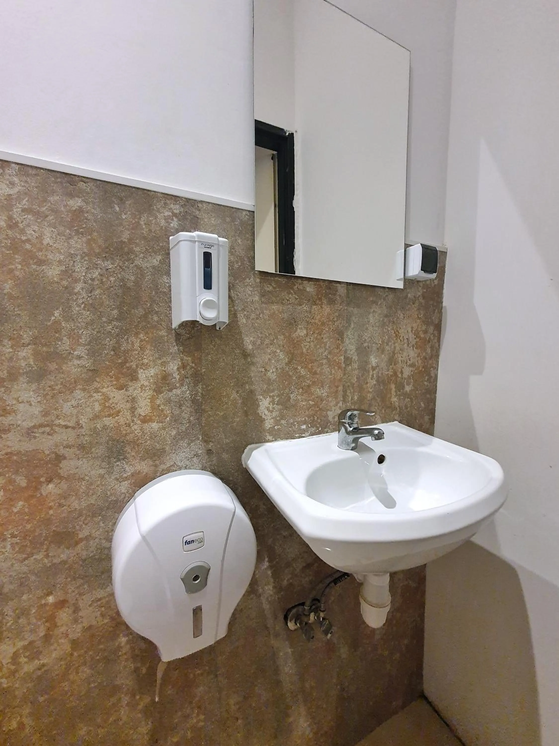Toilet in VIKI Kazimierz