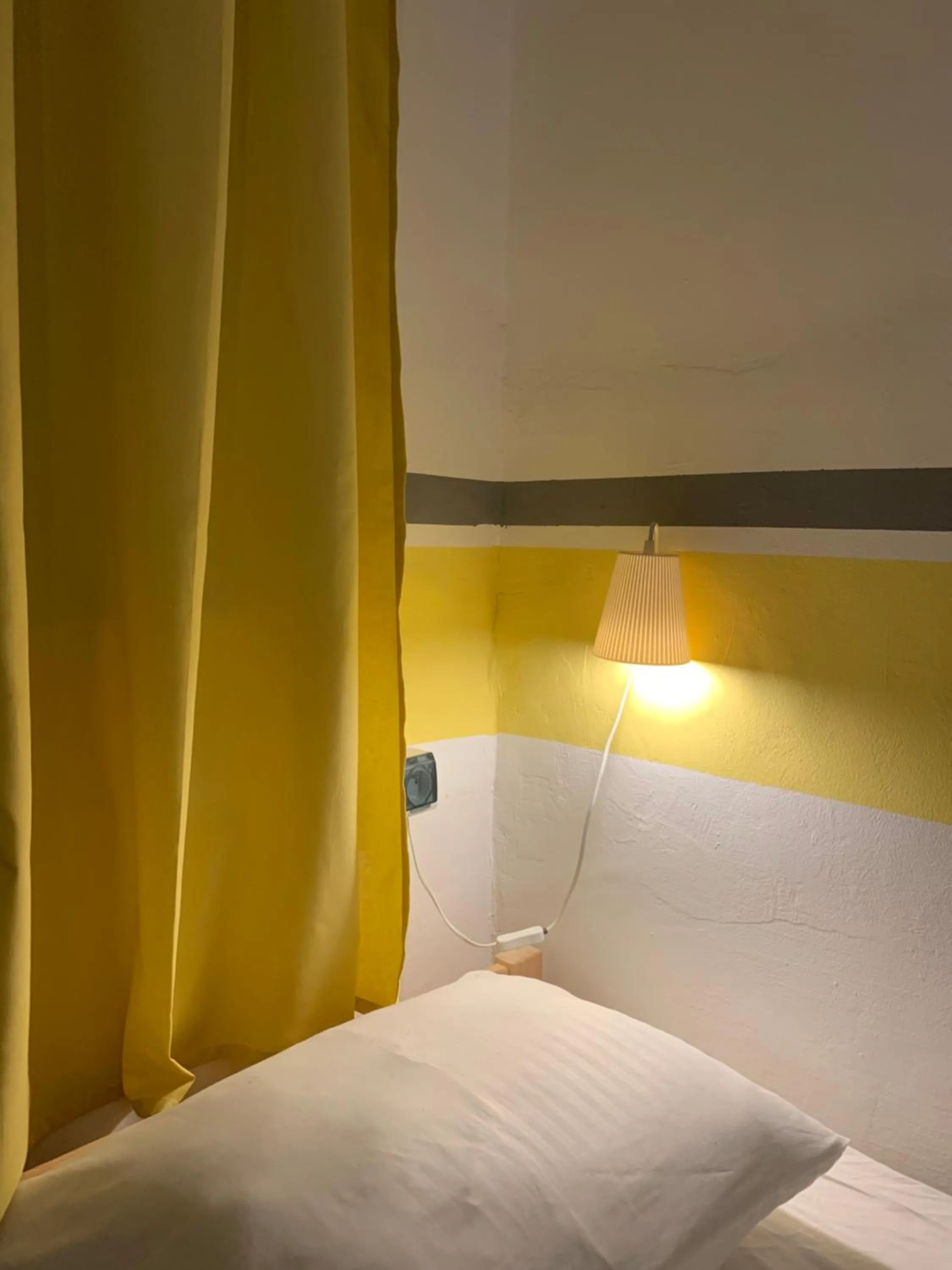 Photo of the whole room, Bed in VIKI Kazimierz