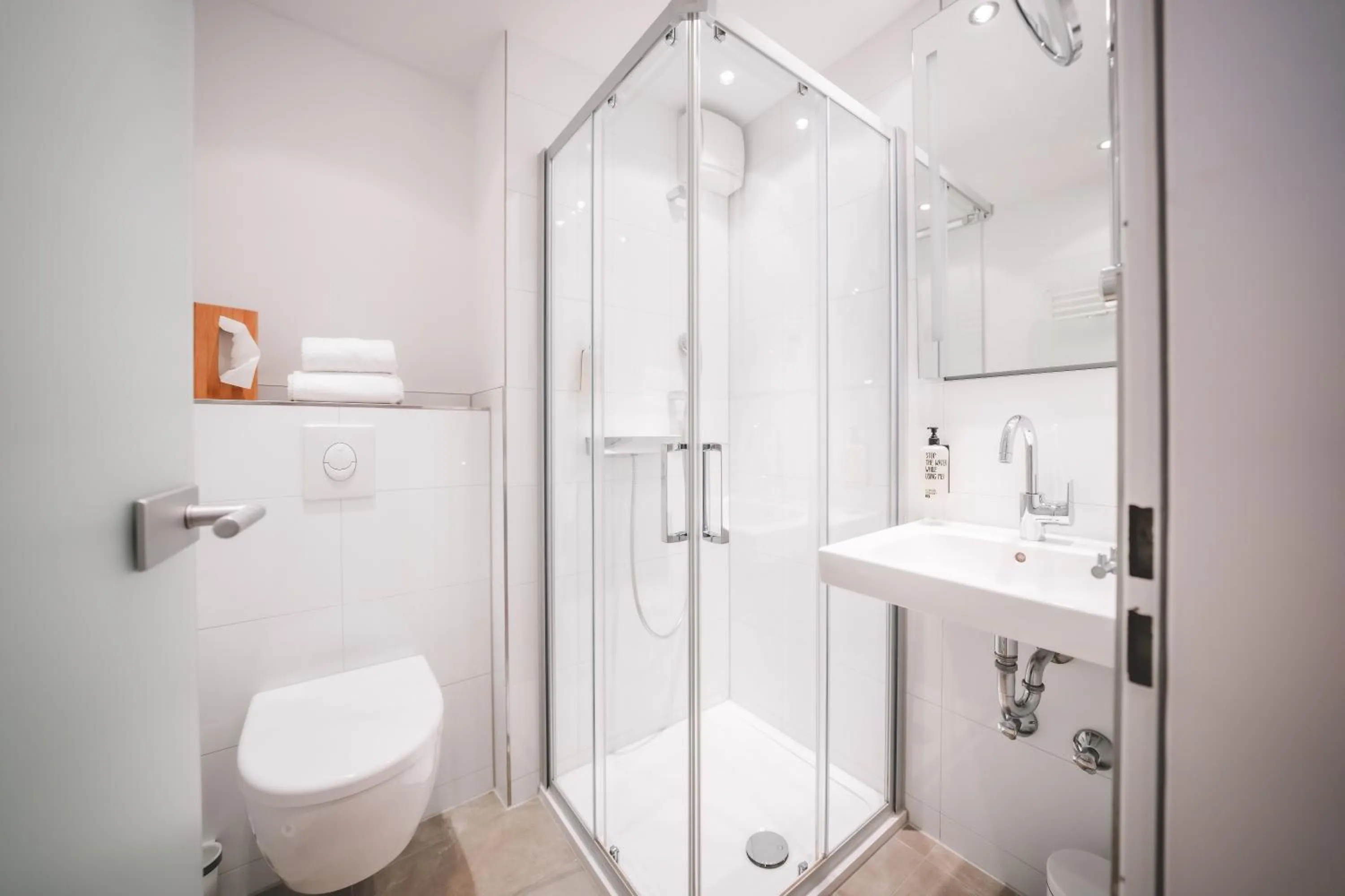 Shower in Landidyll Hotel Restaurant Weidenbrück & SPA