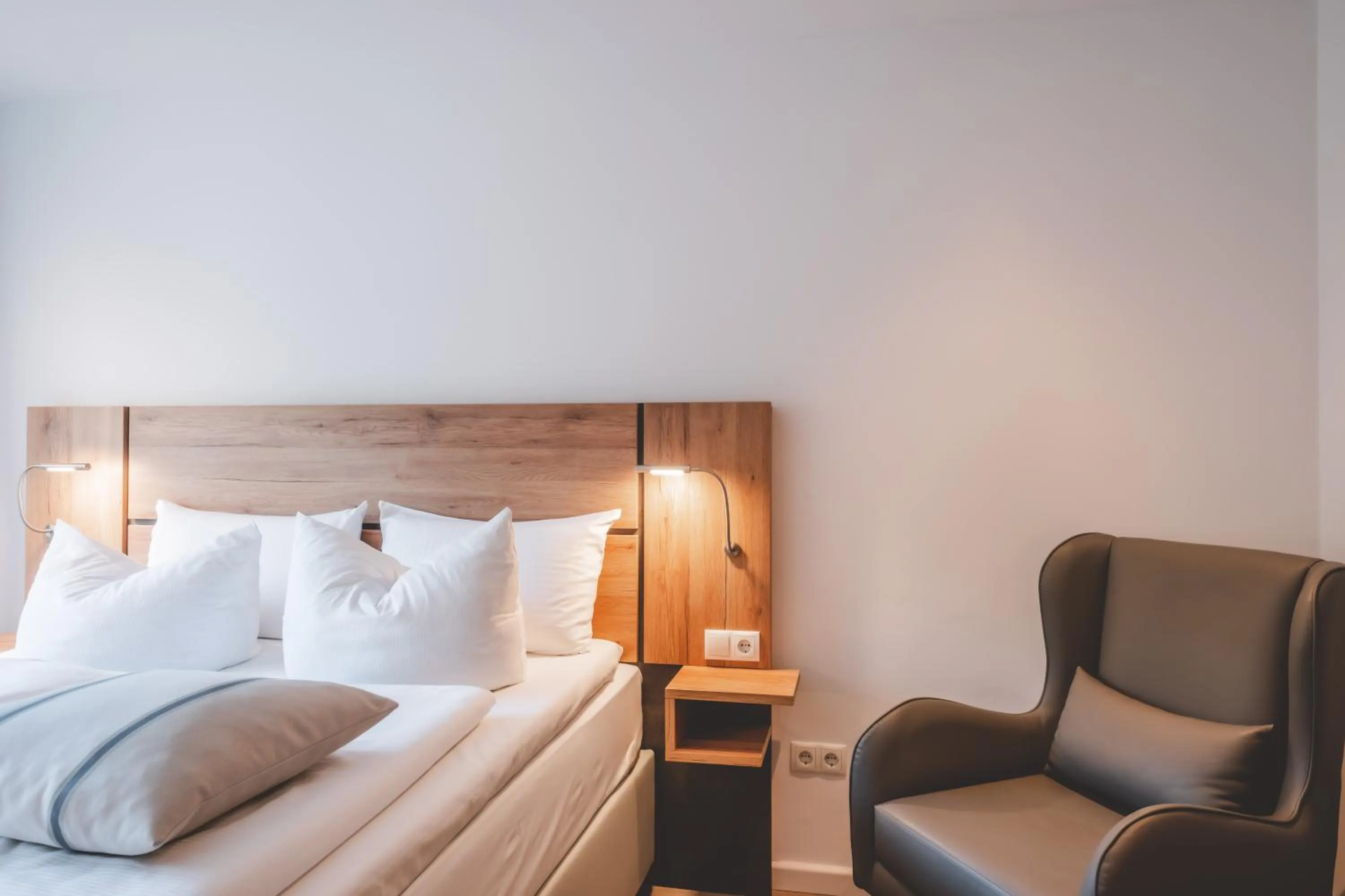 Photo of the whole room, Bed in Landidyll Hotel Restaurant Weidenbrück & SPA