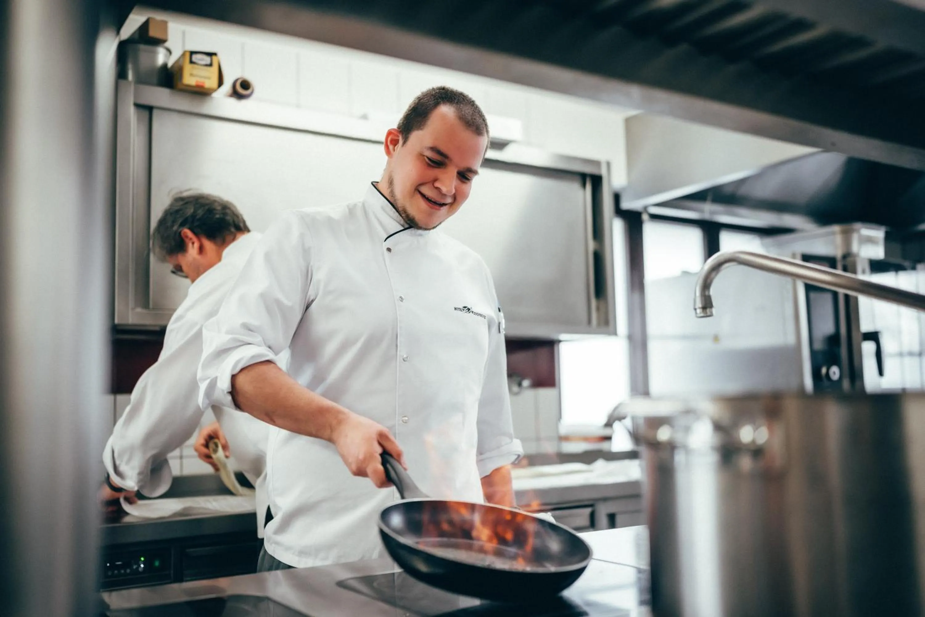 Kitchen or kitchenette in Landidyll Hotel Restaurant Weidenbrück & SPA