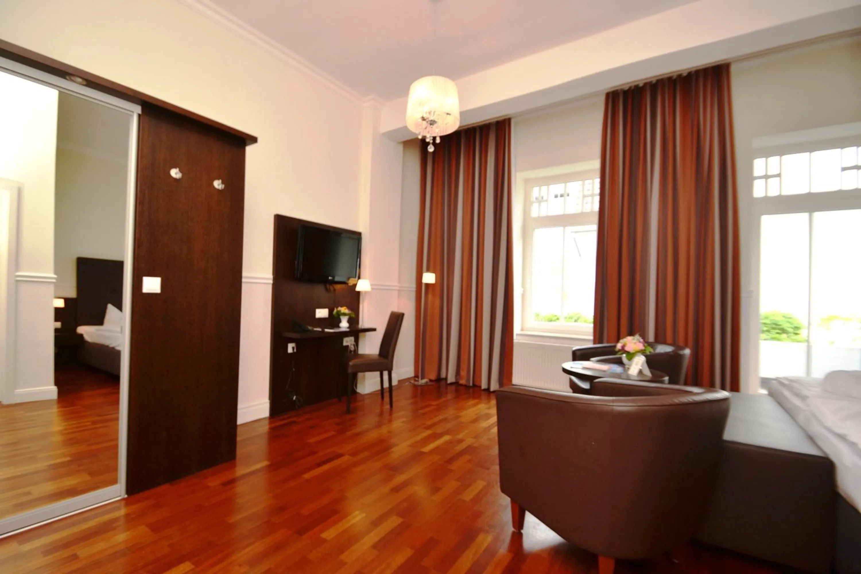 TV and multimedia in Strandhotel Binz