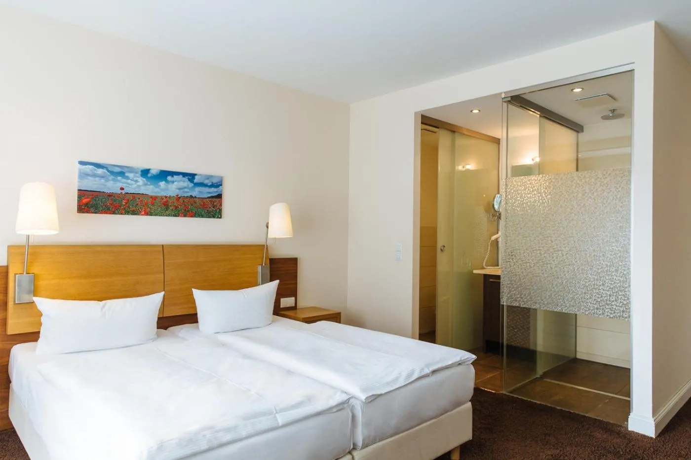 Bed in Strandhotel Binz