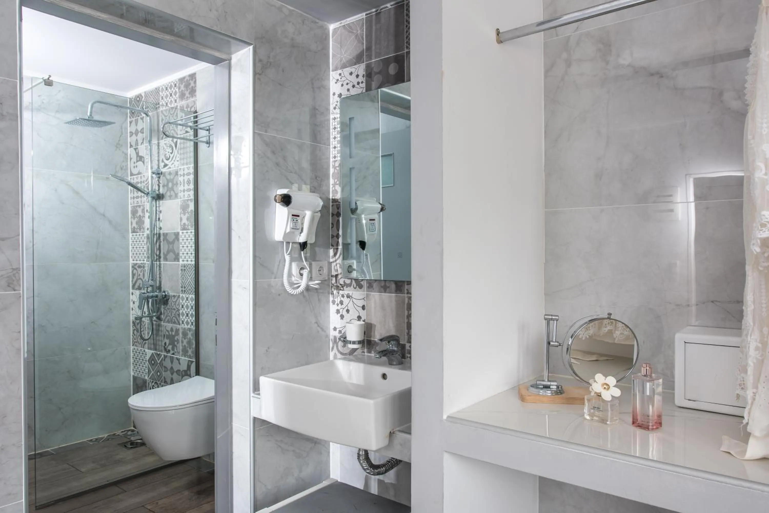 Bathroom in I Candy Malia by Estia