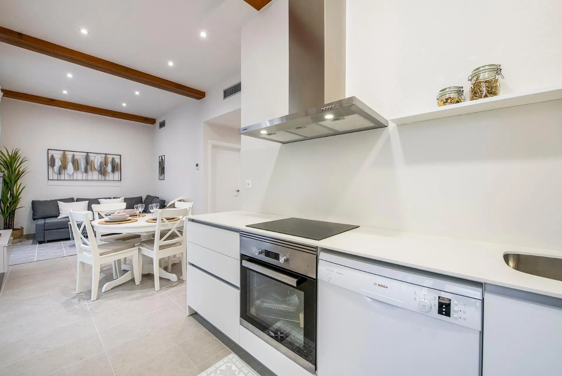 Kitchen or kitchenette in Lovely & Cozy apartment in the heart of Banyoles