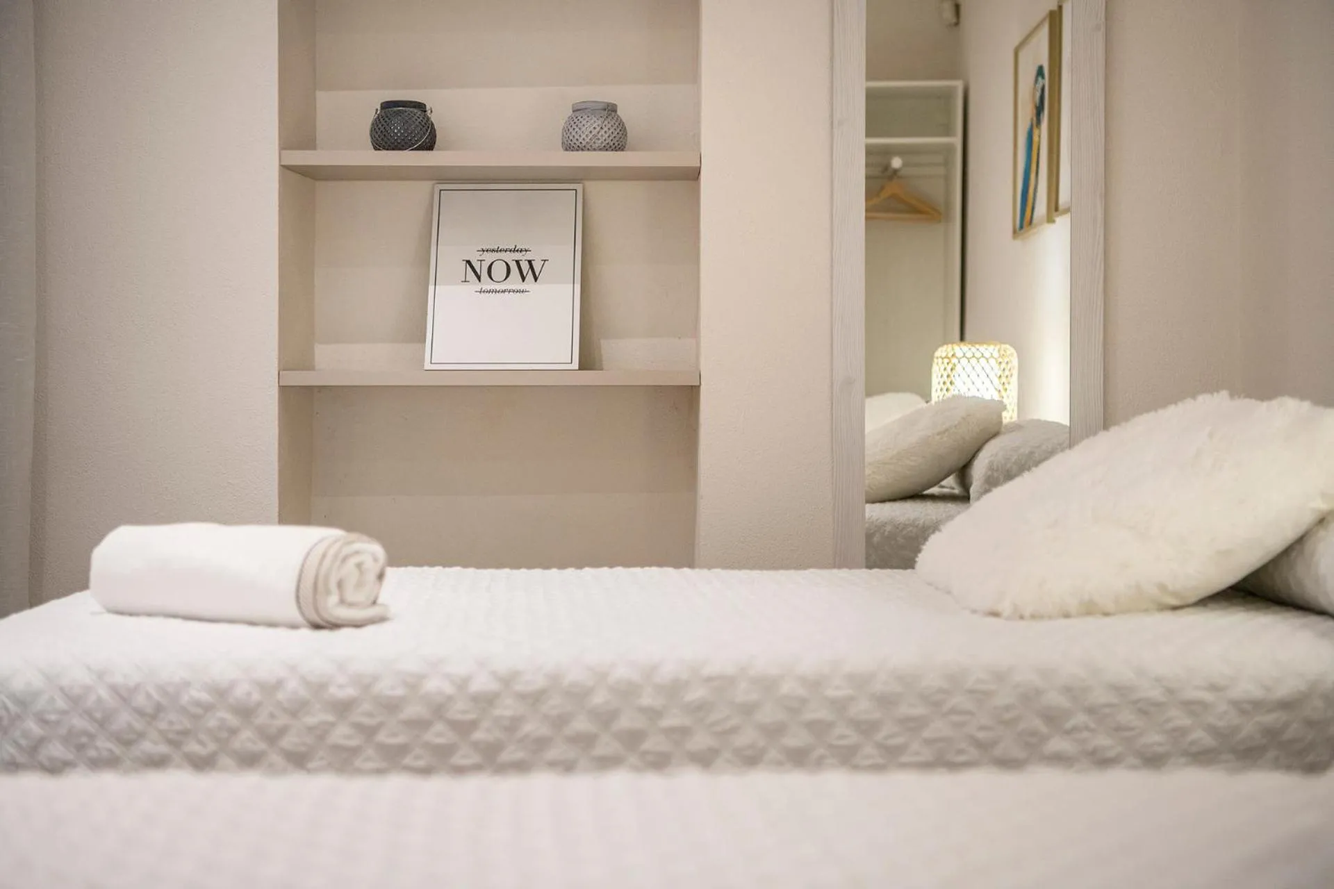 Bed in Lovely & Cozy apartment in the heart of Banyoles