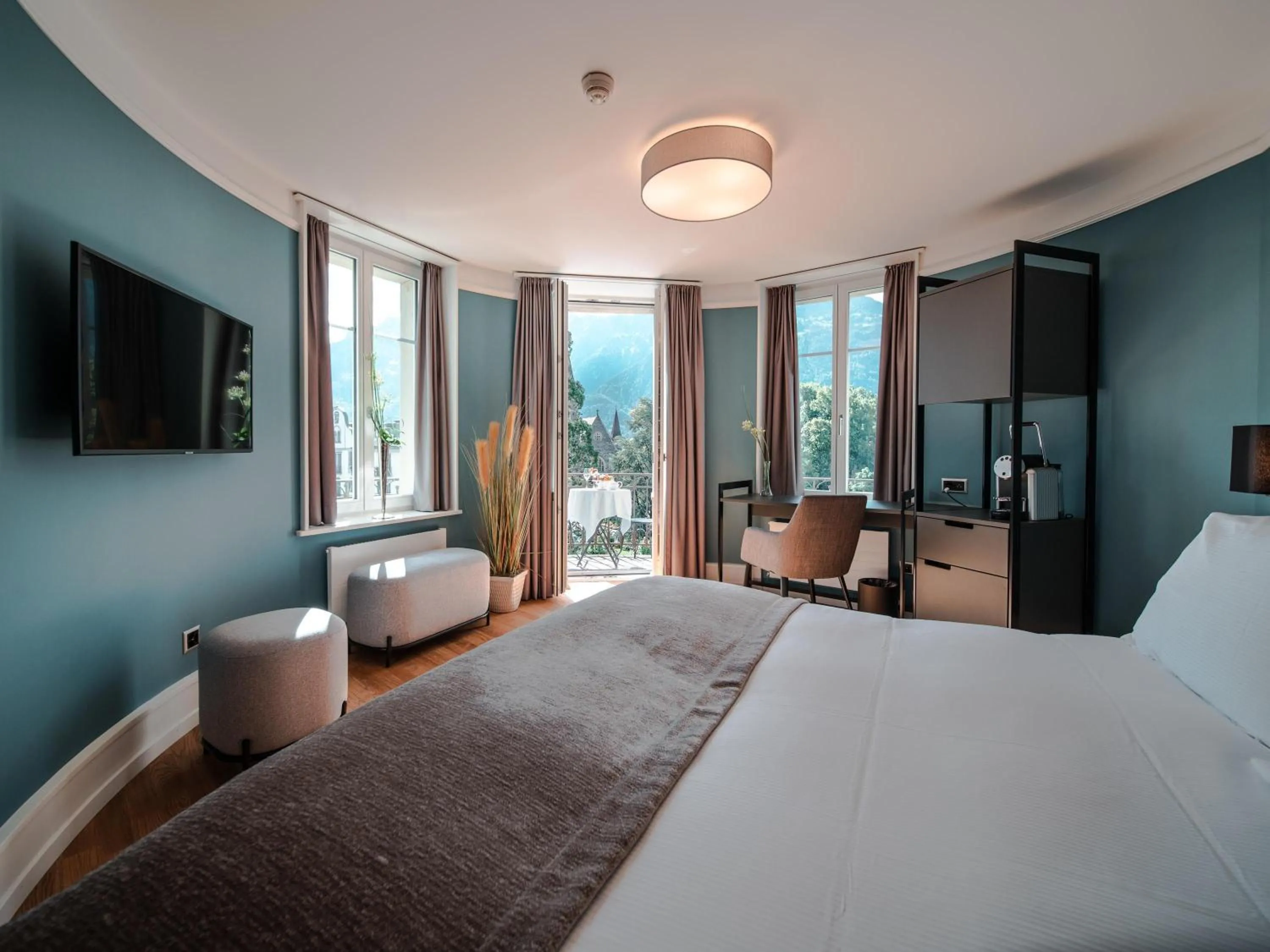 Bedroom, Bed in Royal St. Georges Hotel Interlaken - MGallery Collection