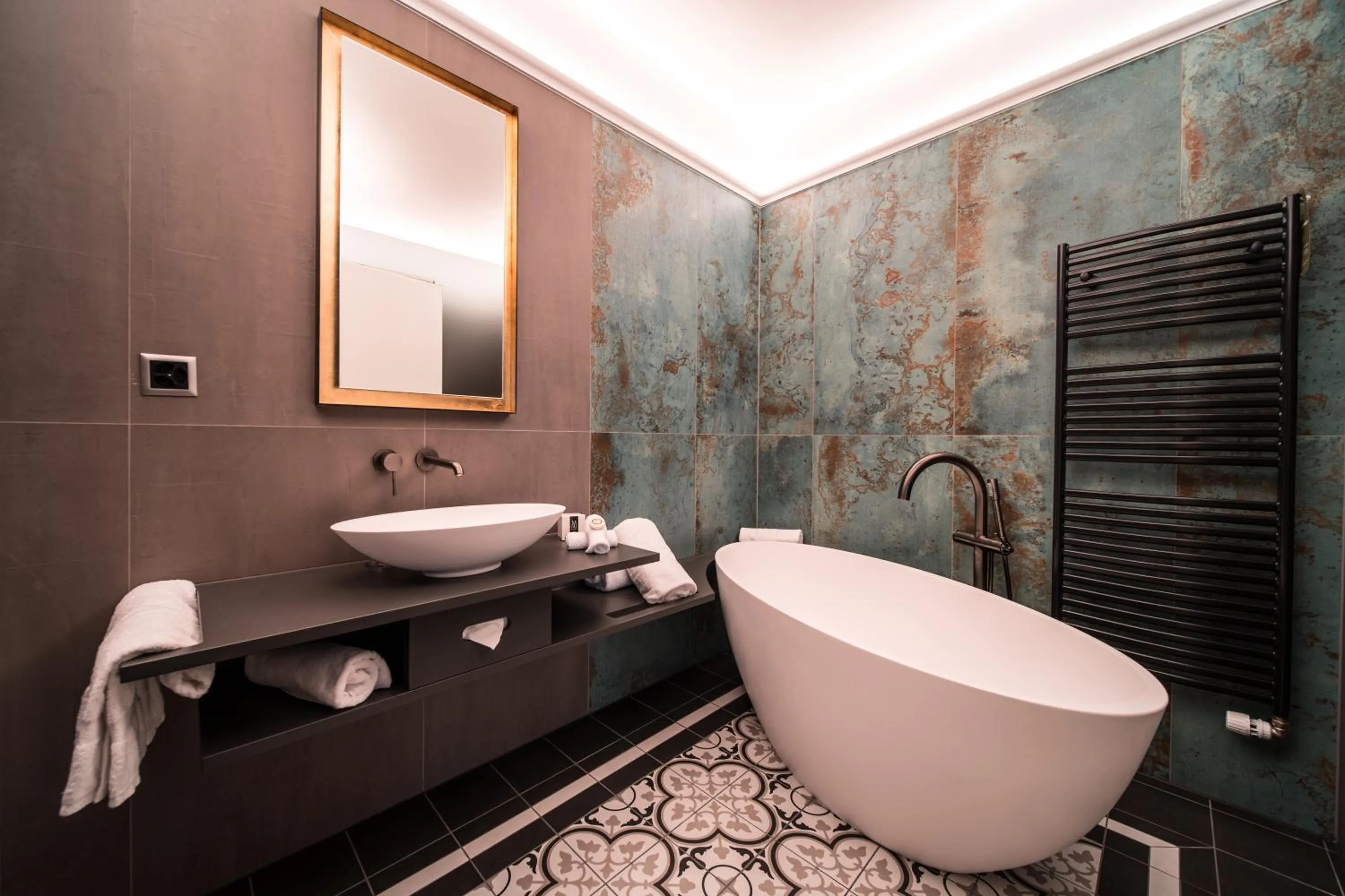 Bathroom in Royal St. Georges Hotel Interlaken - MGallery Collection