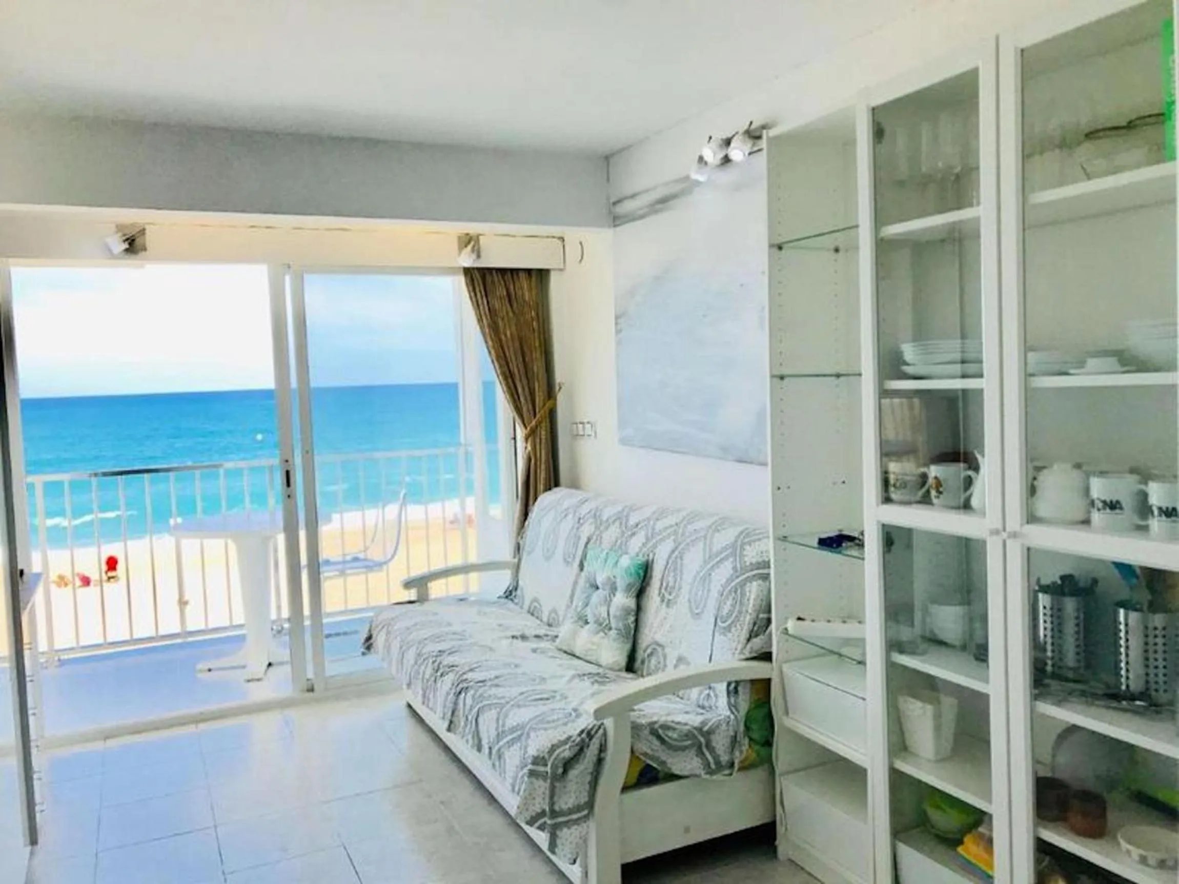 Seating area in Investingspain Studio beach paradise front sea views on the beach