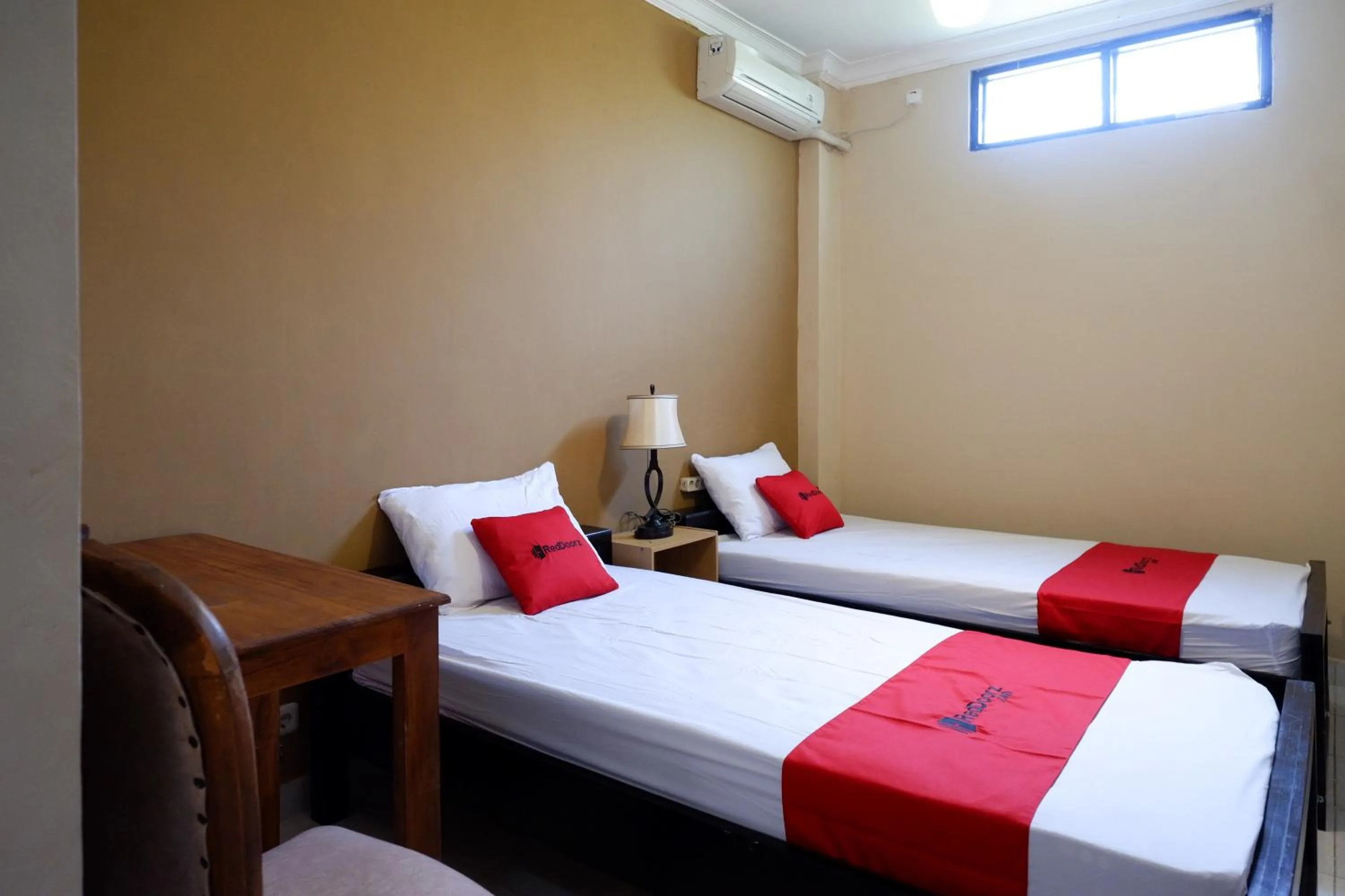 Bedroom in RedDoorz At Telaga Mulya Hotel Wates