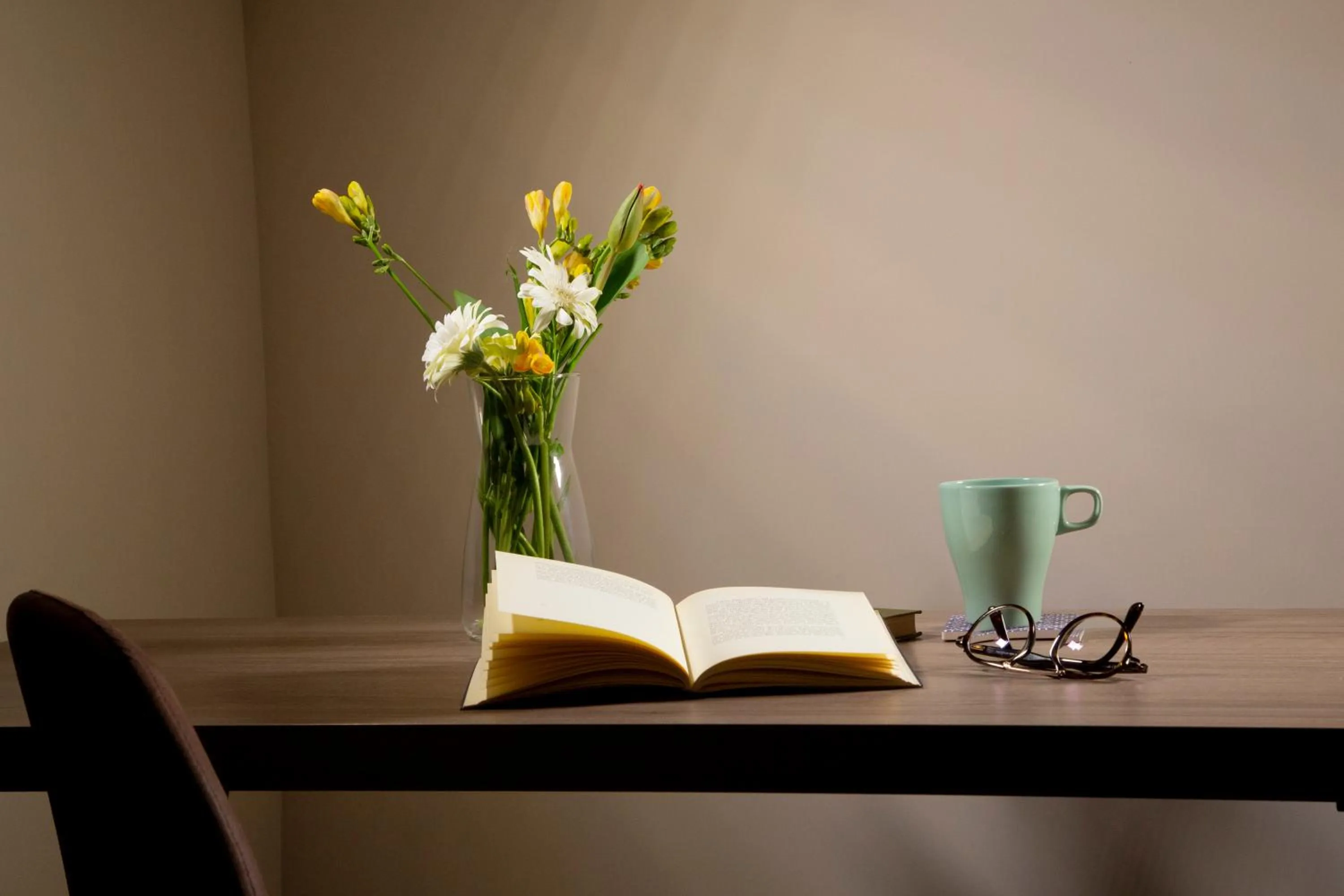 Decorative detail in Handmade Rest Room