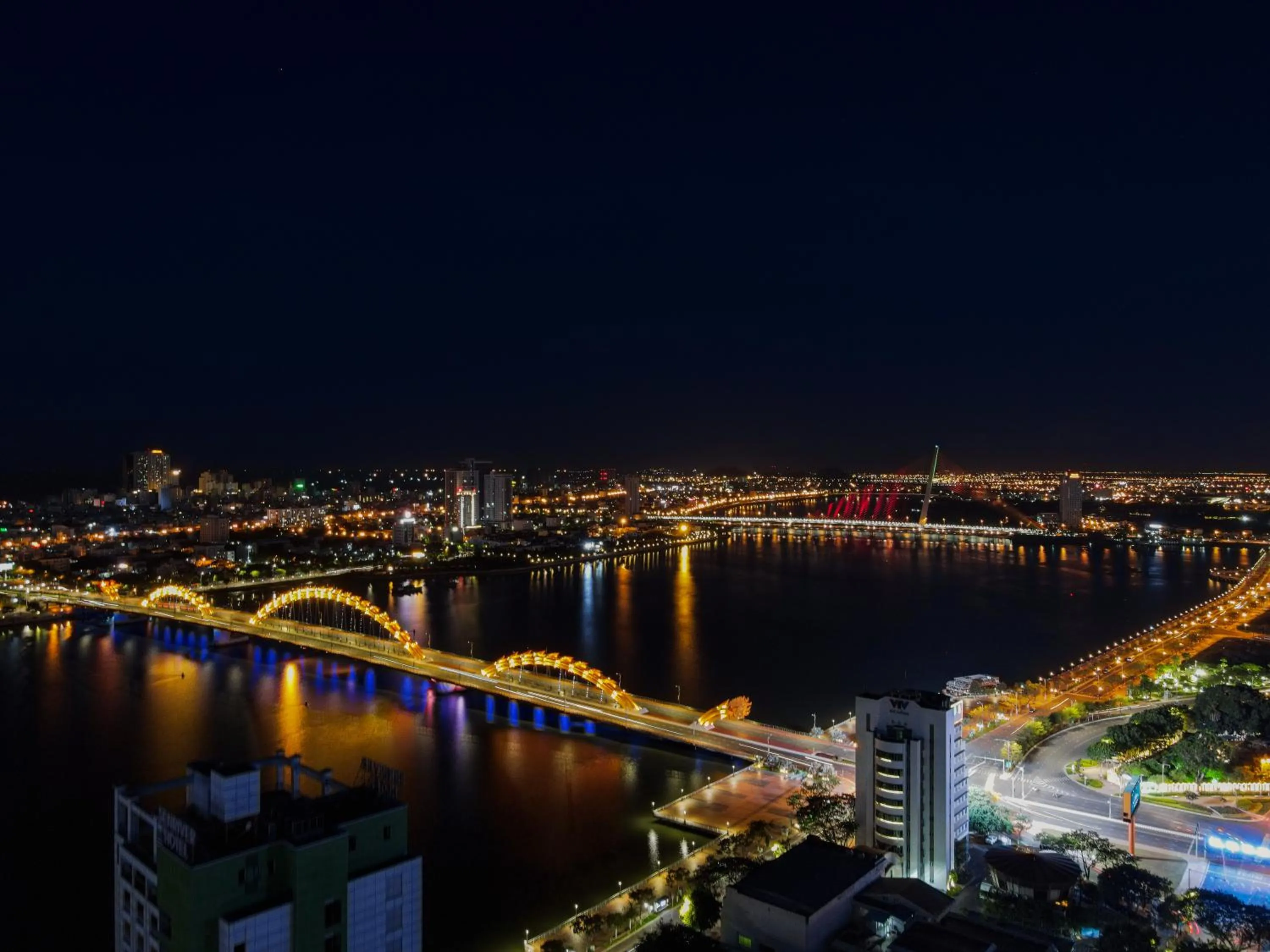 Neighbourhood in Dragon View Riverfront Hotel