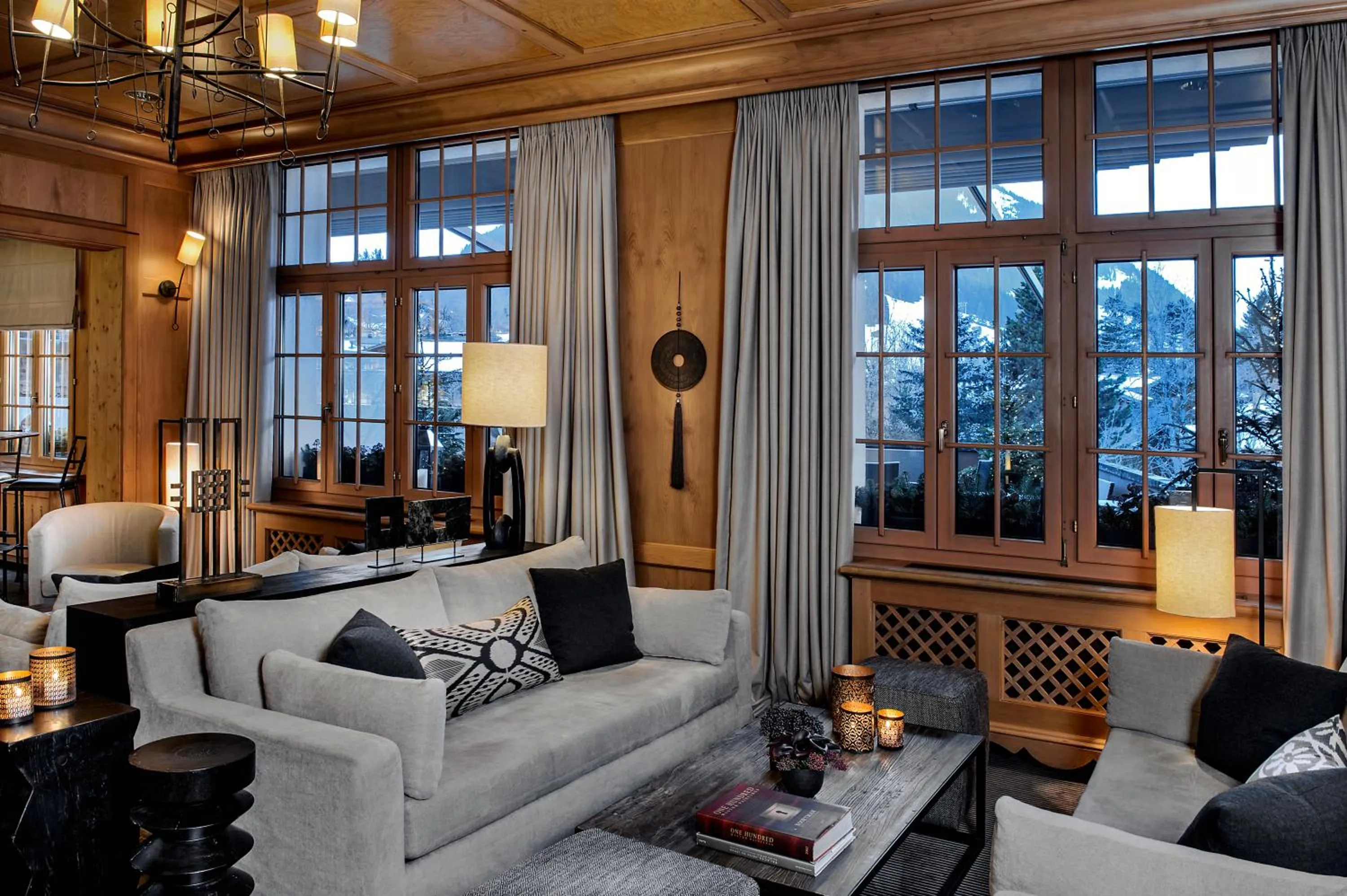 Lounge or bar, Seating Area in Park Gstaad