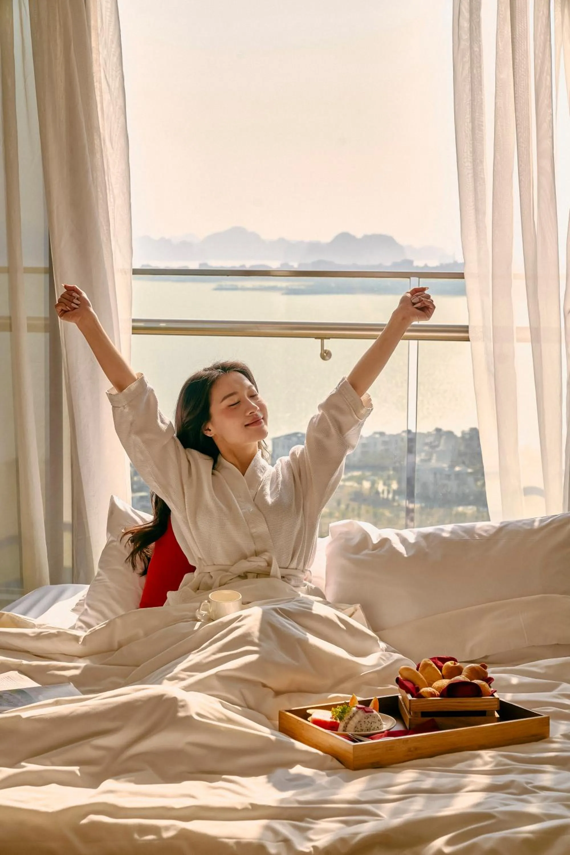 Bed in DeLaSea Ha Long Hotel - Modern Bayview Escape