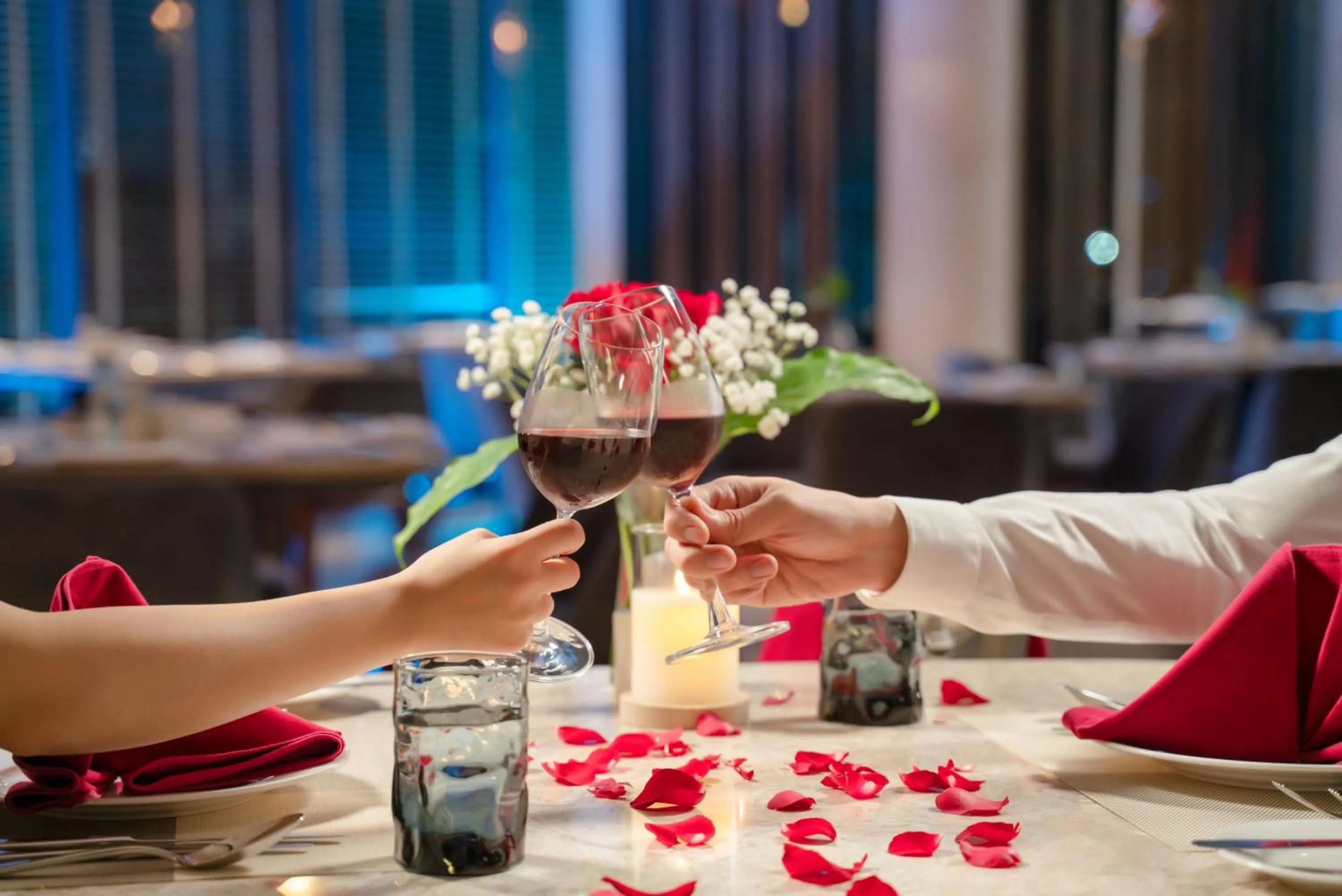 Dinner in DeLaSea Ha Long Hotel - Modern Bayview Escape